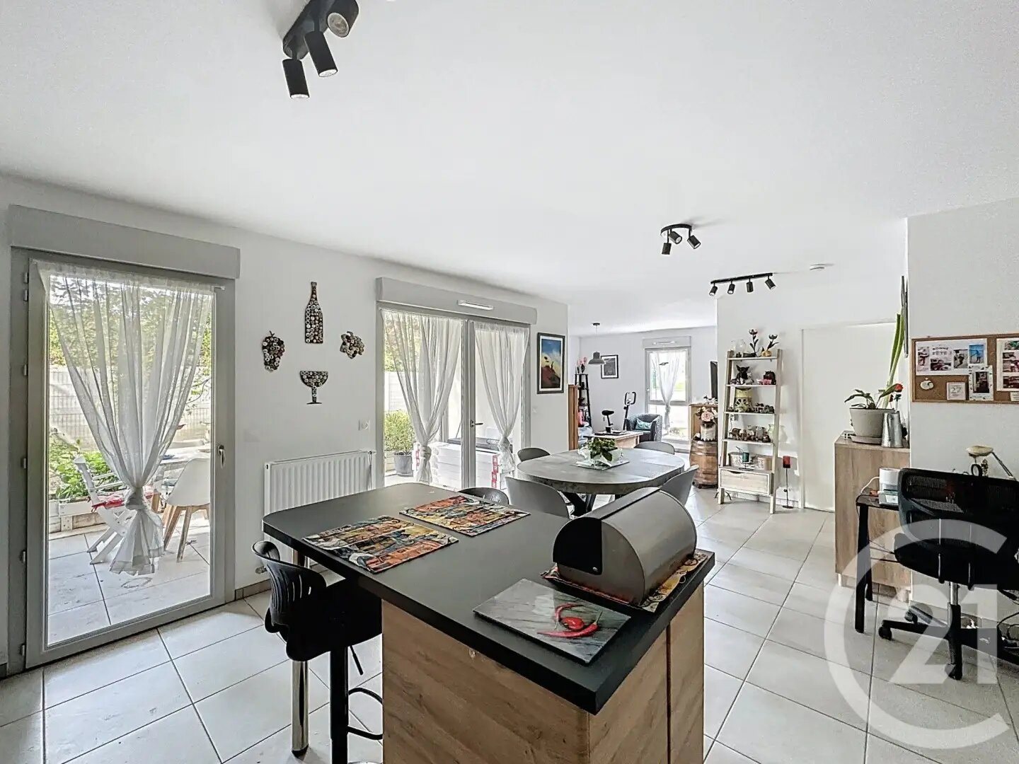 Appartement à vendre, 66m², Sérézin-du-Rhône