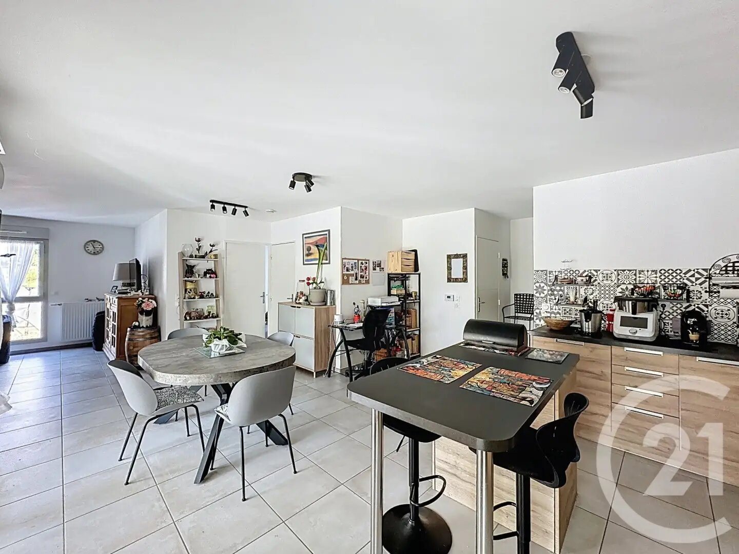Appartement à vendre, 66m², Sérézin-du-Rhône