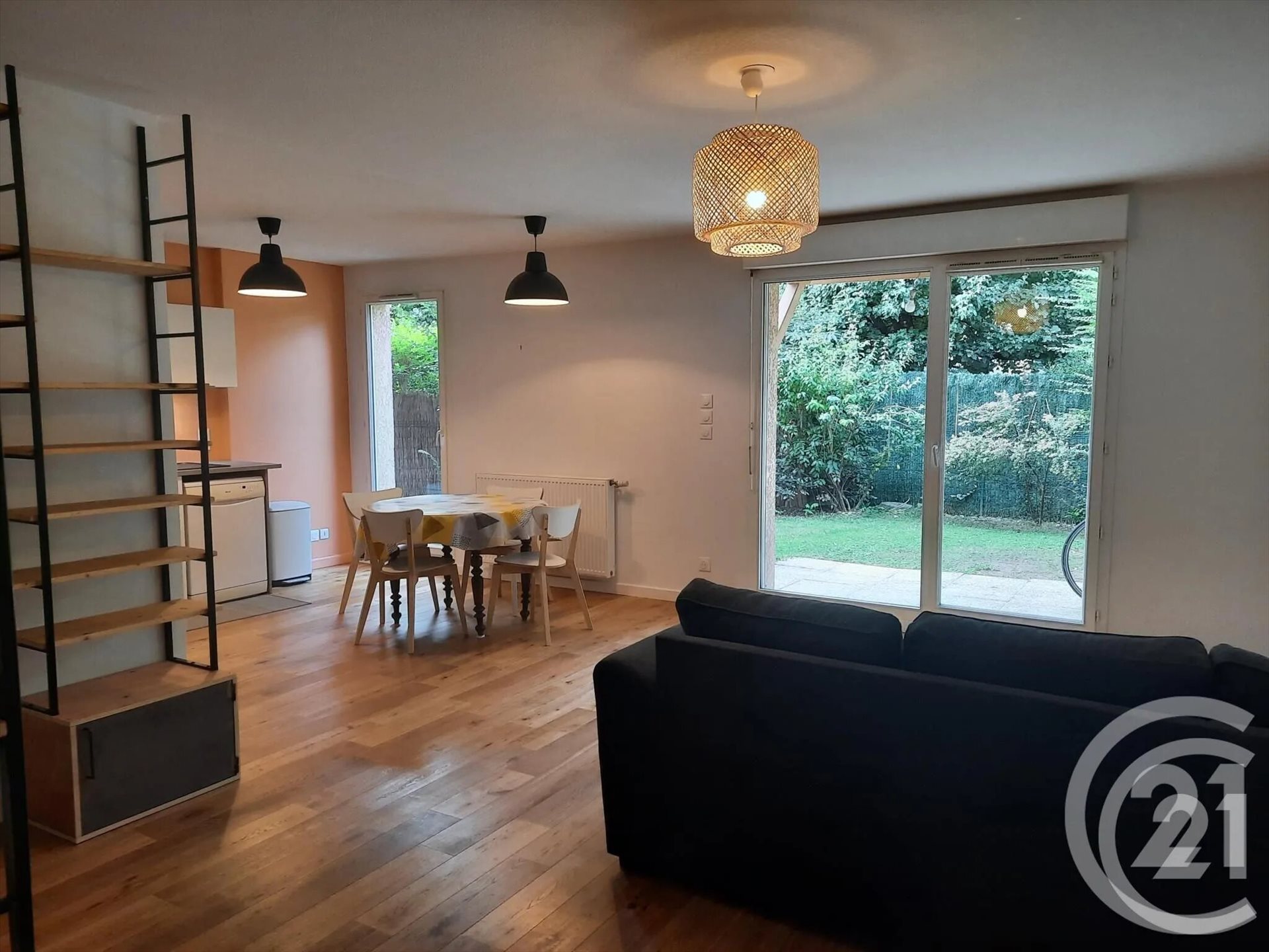 Appartement à louer, 69m², Lyon 8ème