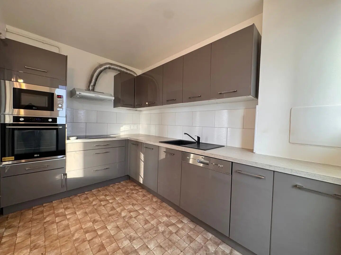 Appartement à louer, 60m², Châtillon