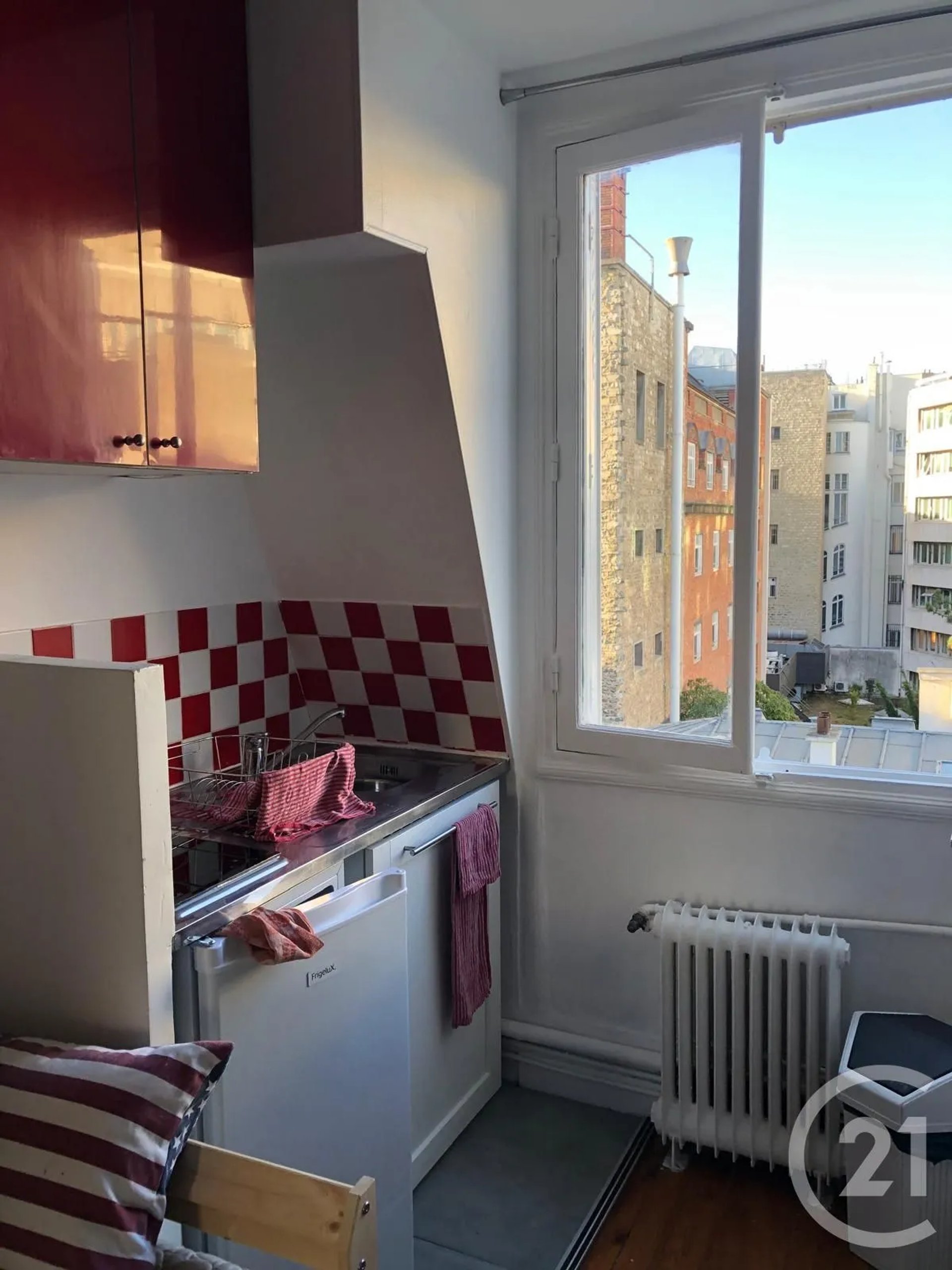 Appartement à louer, 11m², Paris 8ème