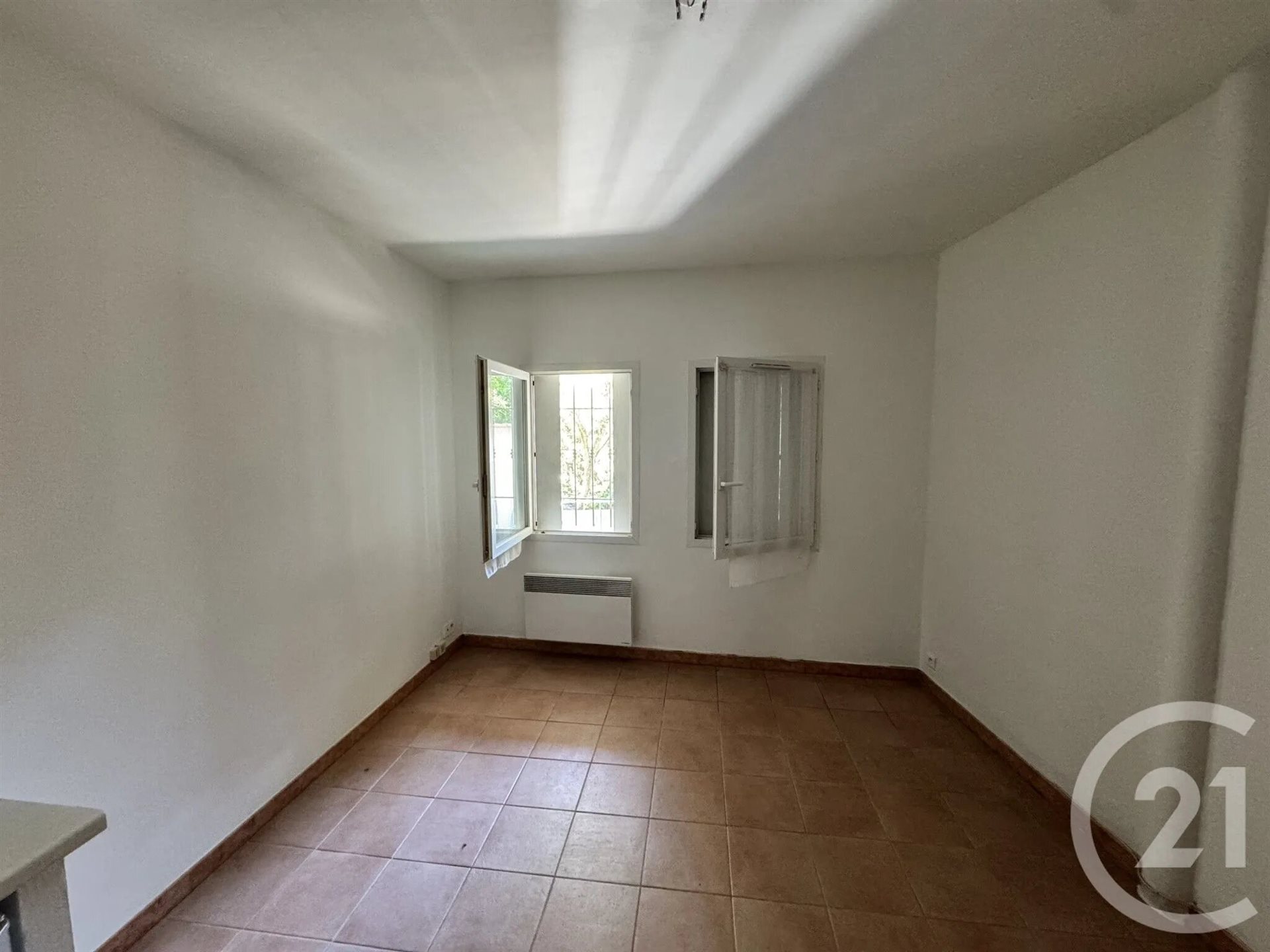 Appartement à louer, 18m², Marseille 11ème