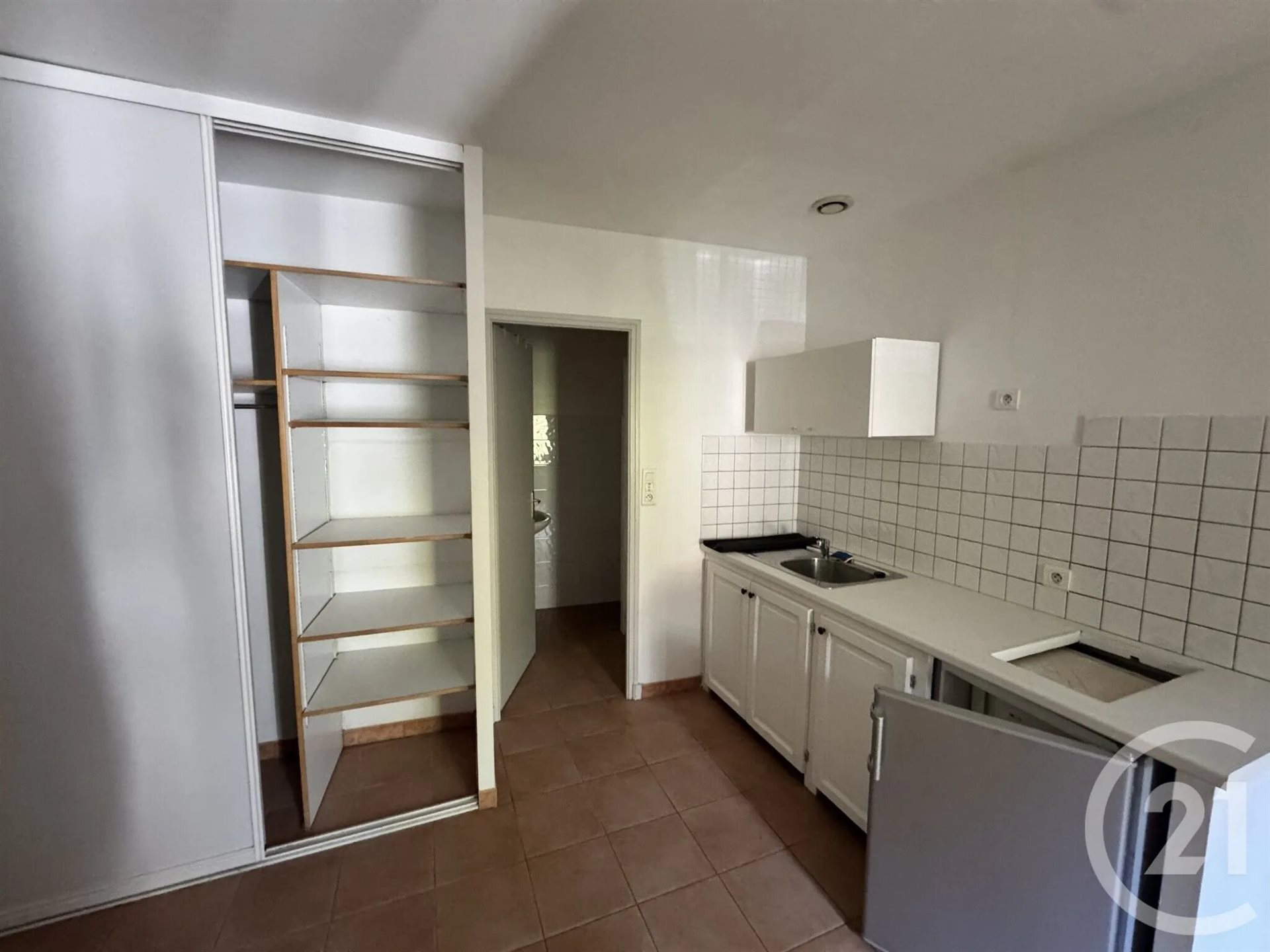 Appartement à louer, 18m², Marseille 11ème