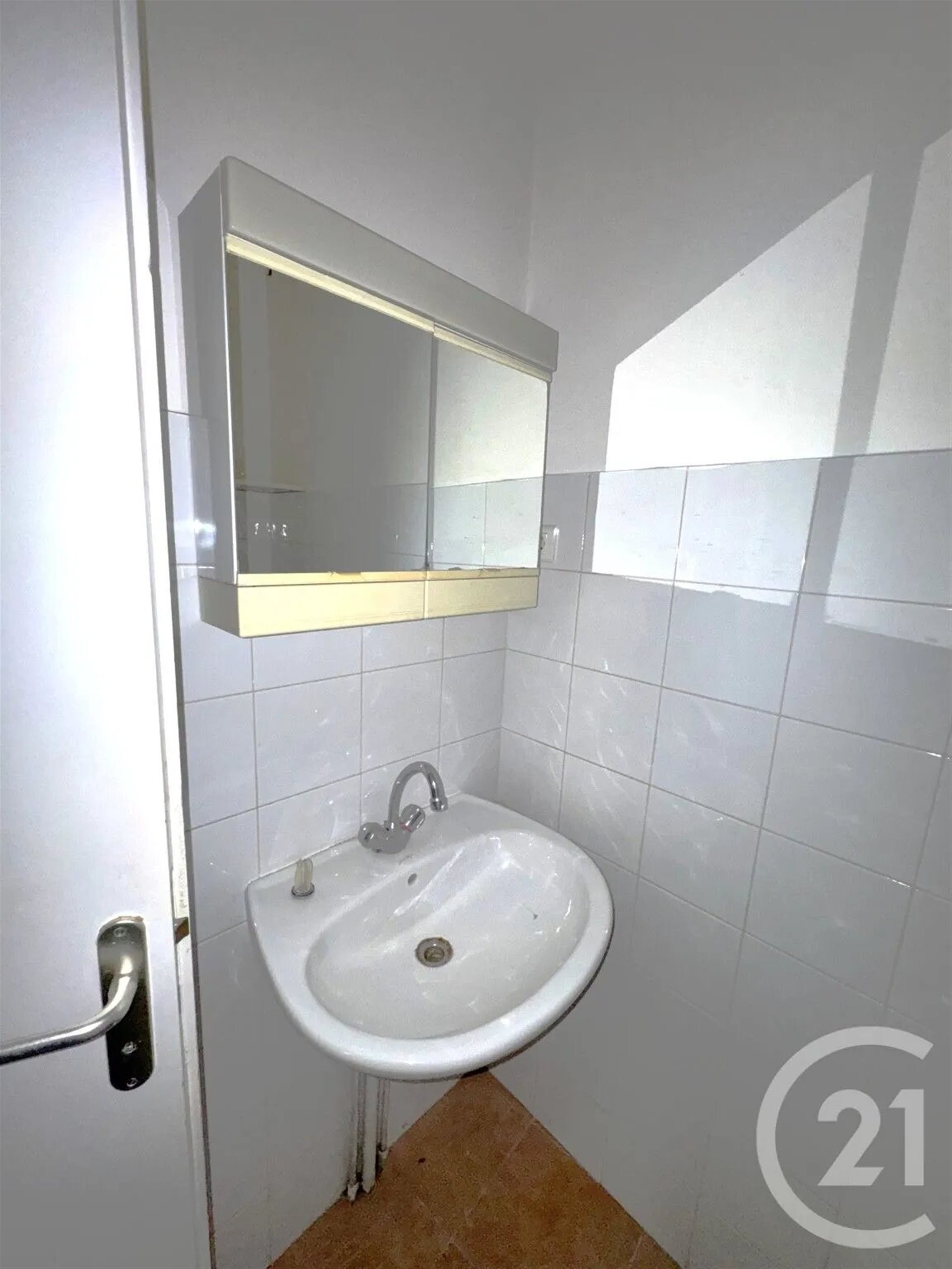 Appartement à louer, 18m², Marseille 11ème