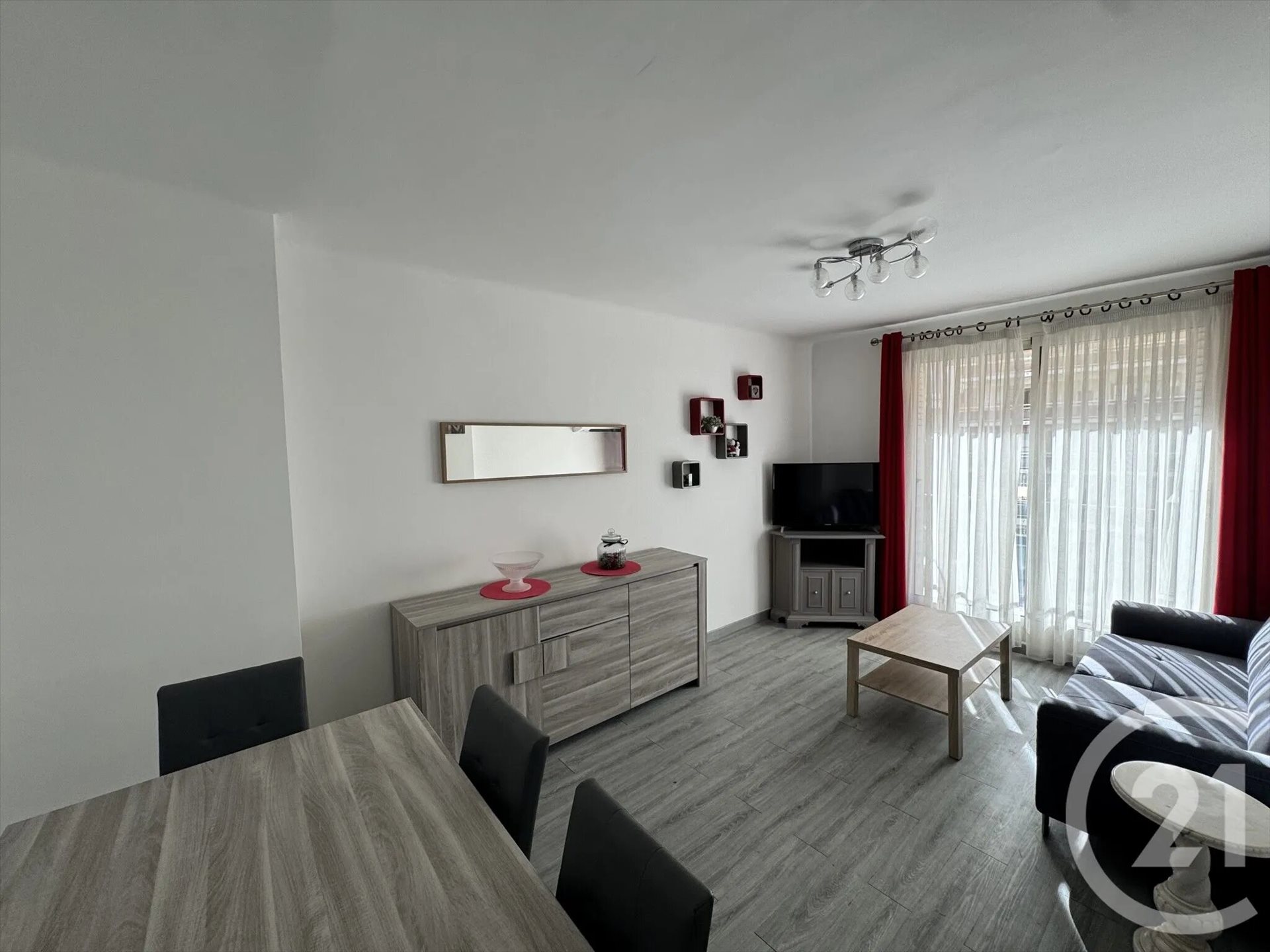 Appartement à louer, 50m², Marseille 4ème