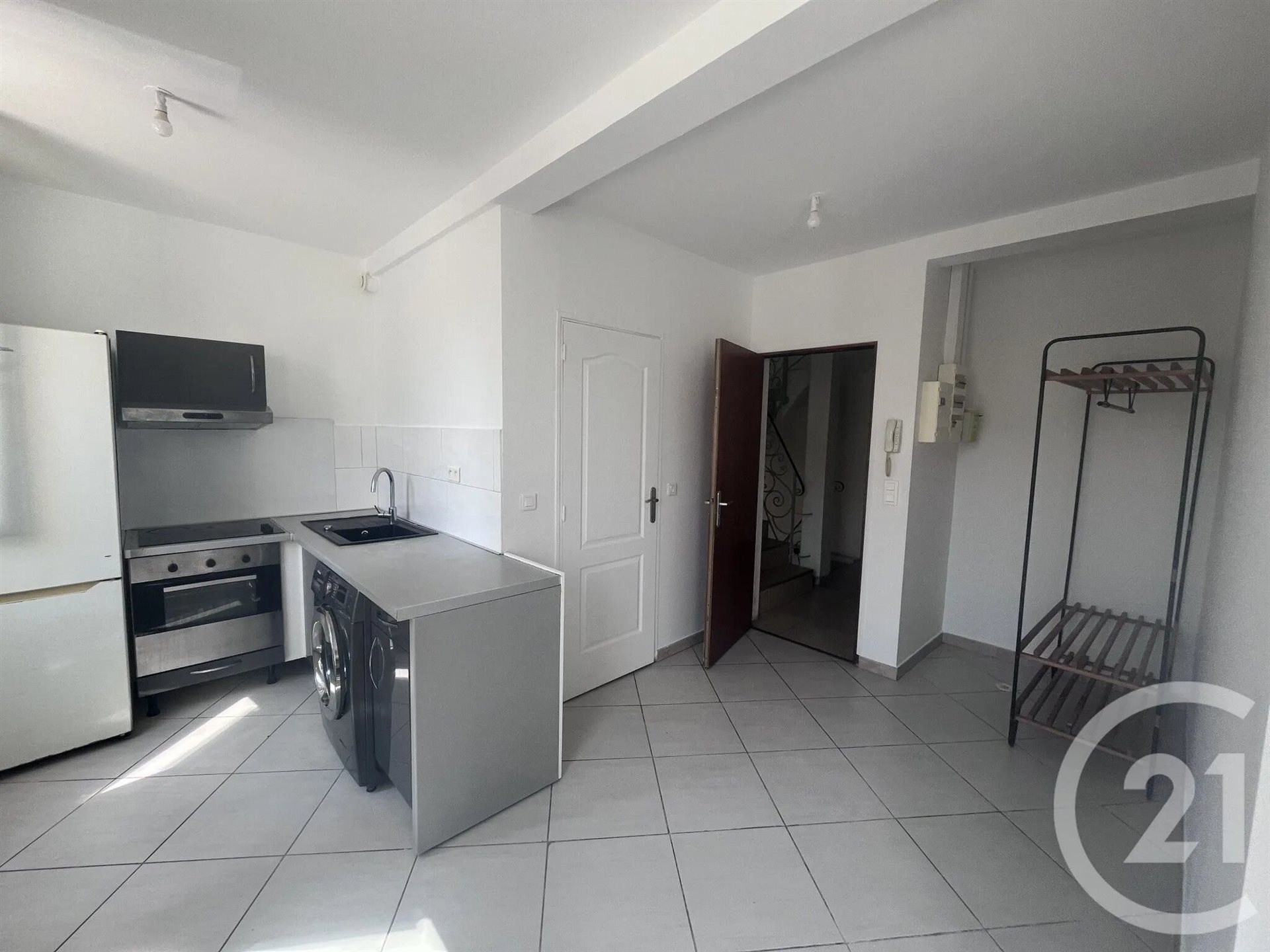 Appartement à louer, 28m², Marseille 15ème