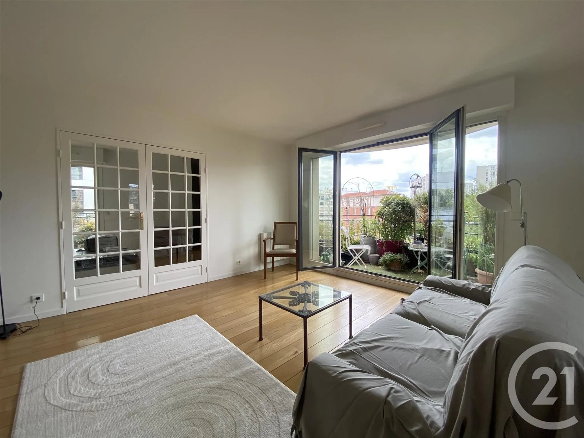 Appartement à louer, 76m², Issy-les-Moulineaux