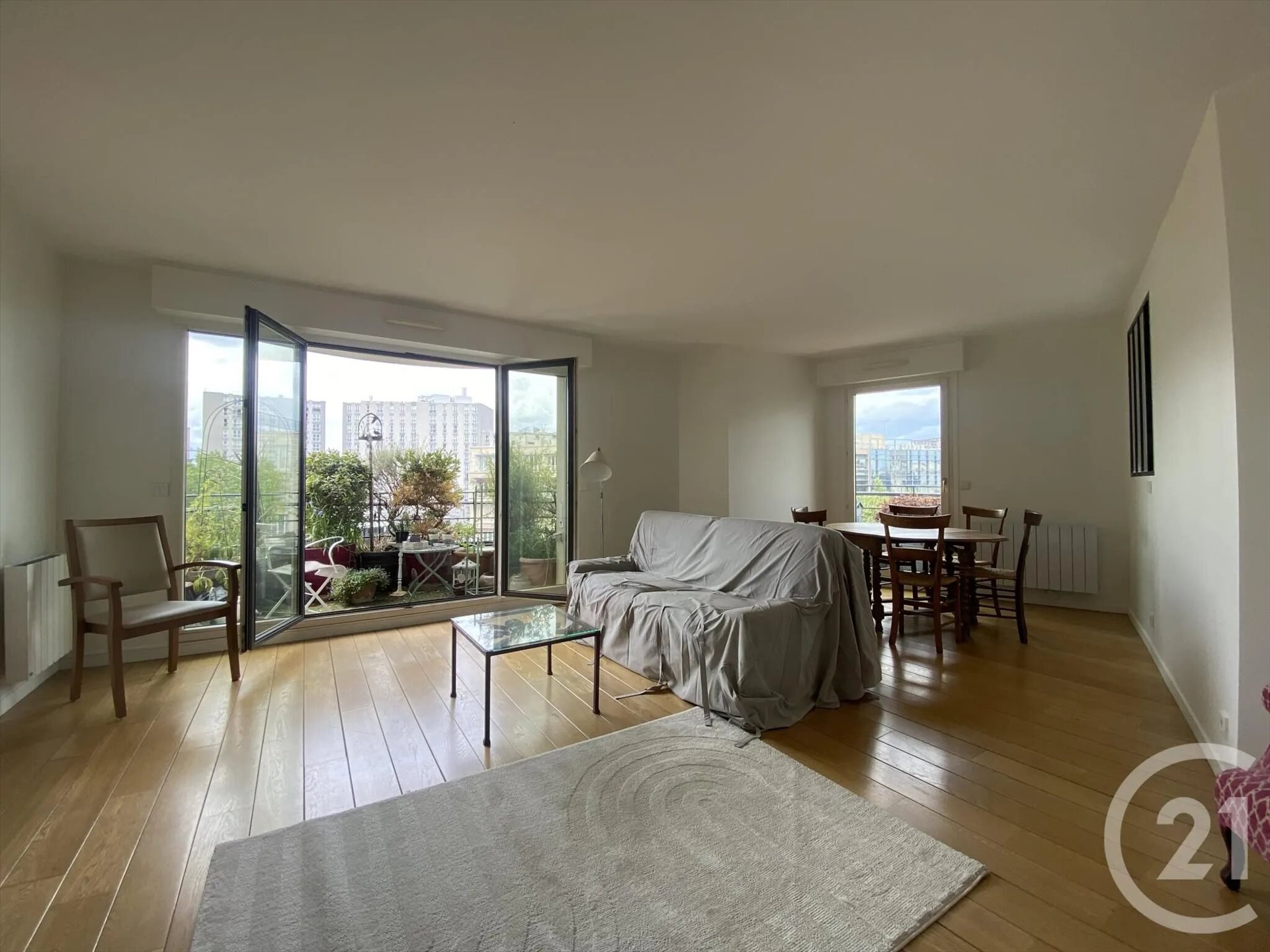 Appartement à louer, 76m², Issy-les-Moulineaux