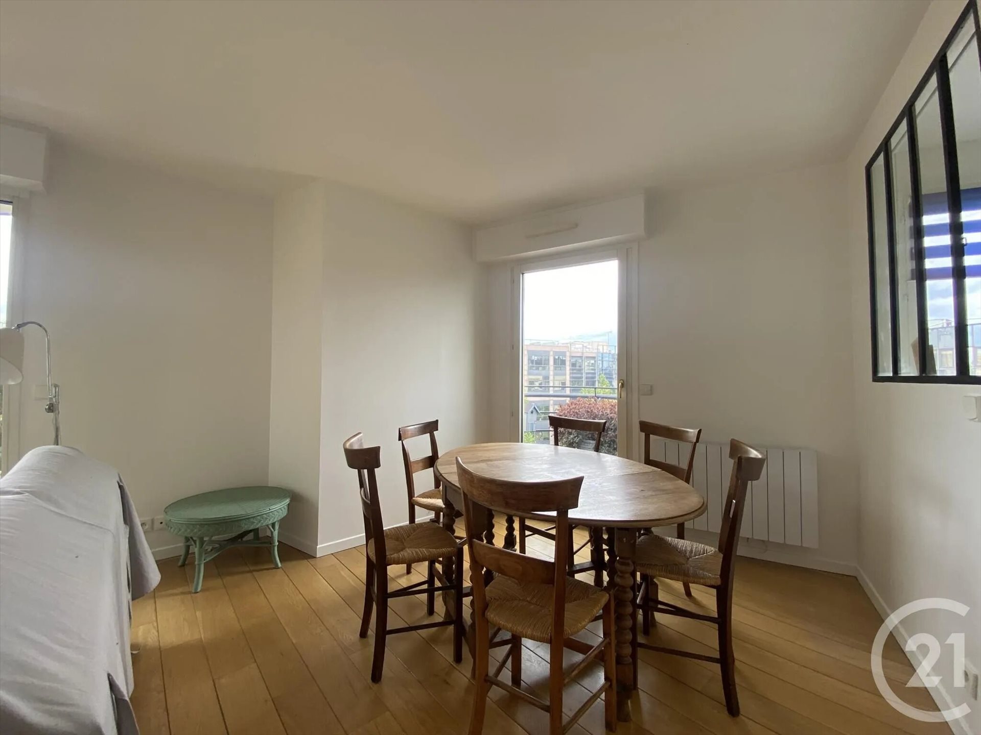 Appartement à louer, 76m², Issy-les-Moulineaux