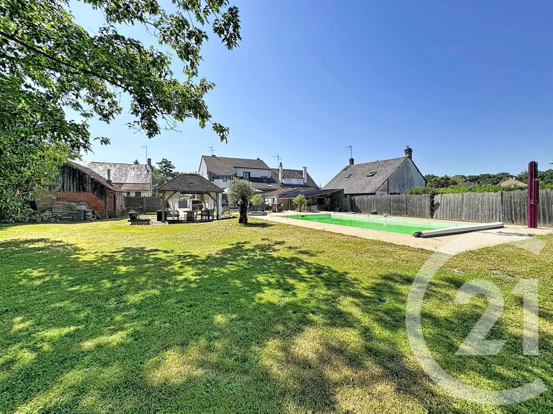 Maison à vendre, 274m², Neuvy-sur-Barangeon