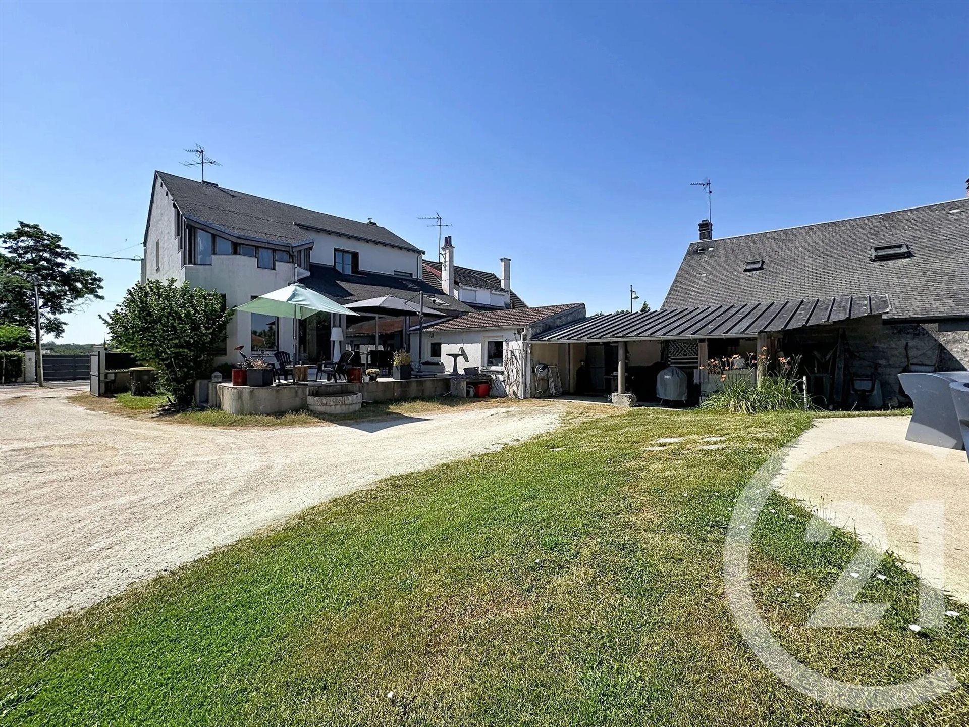 Maison à vendre, 274m², Neuvy-sur-Barangeon