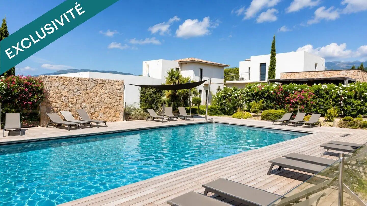 Maison à vendre, 94m², Lecci