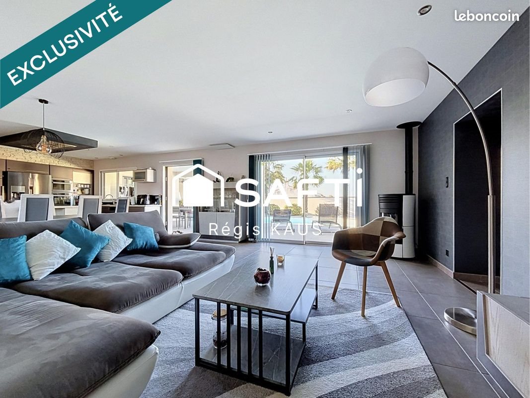 Maison à vendre, 167m², Sainte-Gemme-la-Plaine