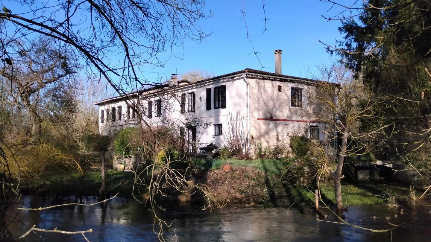 Maison à vendre, 340m², Saint-Fraigne