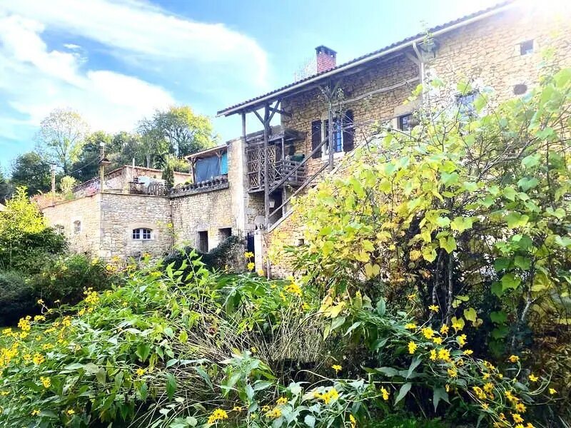 Maison à vendre, 245m², Chasseneuil-sur-Bonnieure