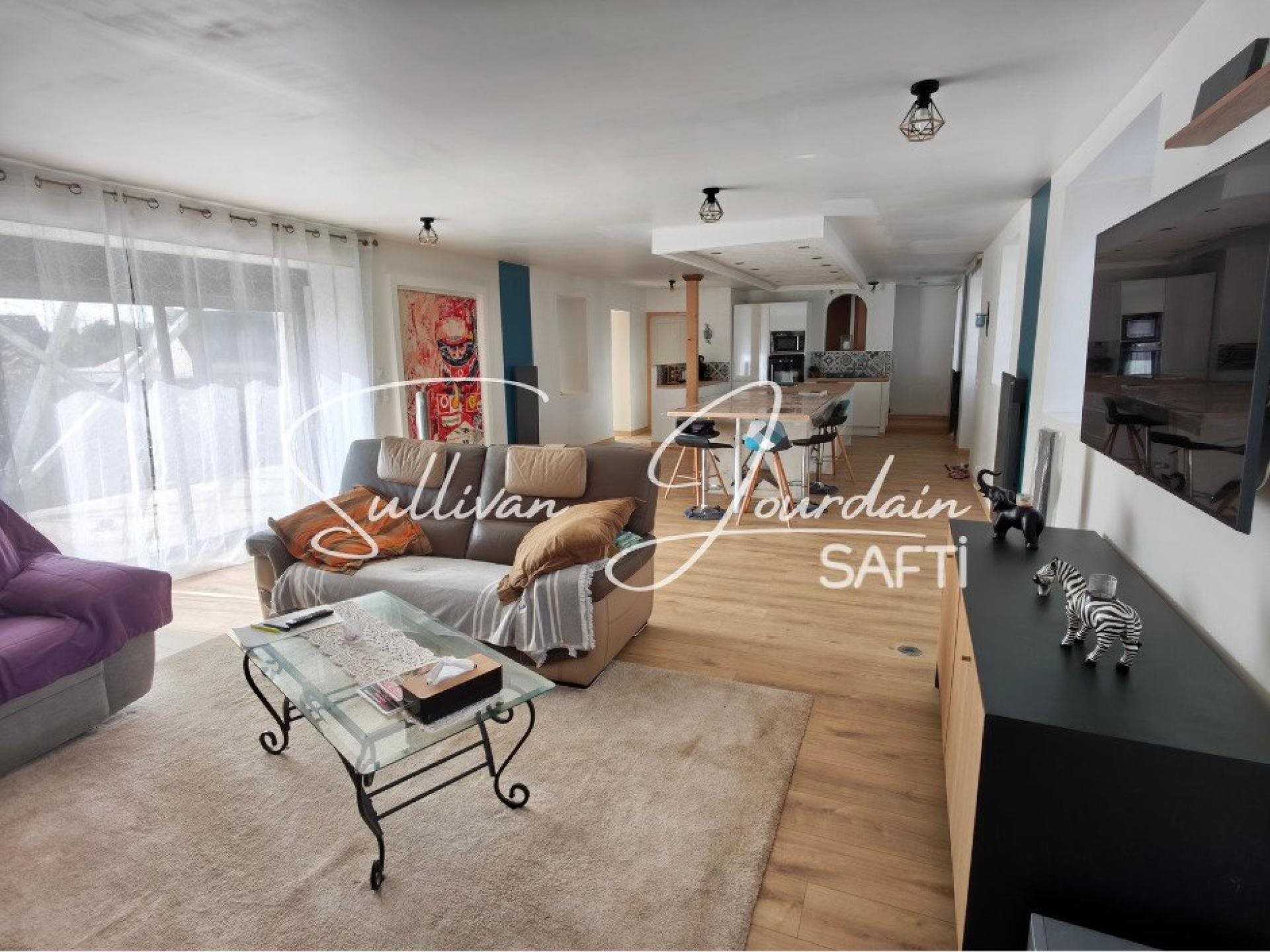 Maison à vendre, 142m², Plougonven