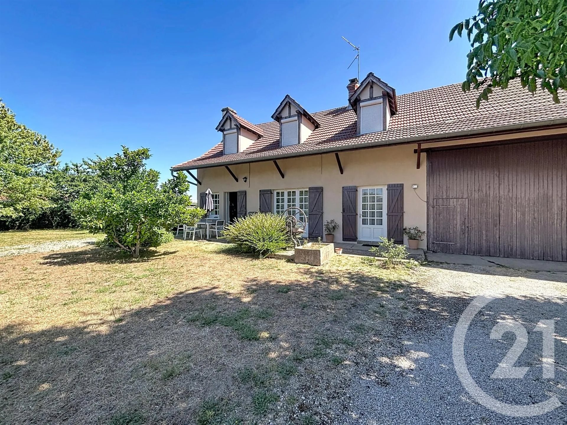 Maison à vendre, 105m², Bey