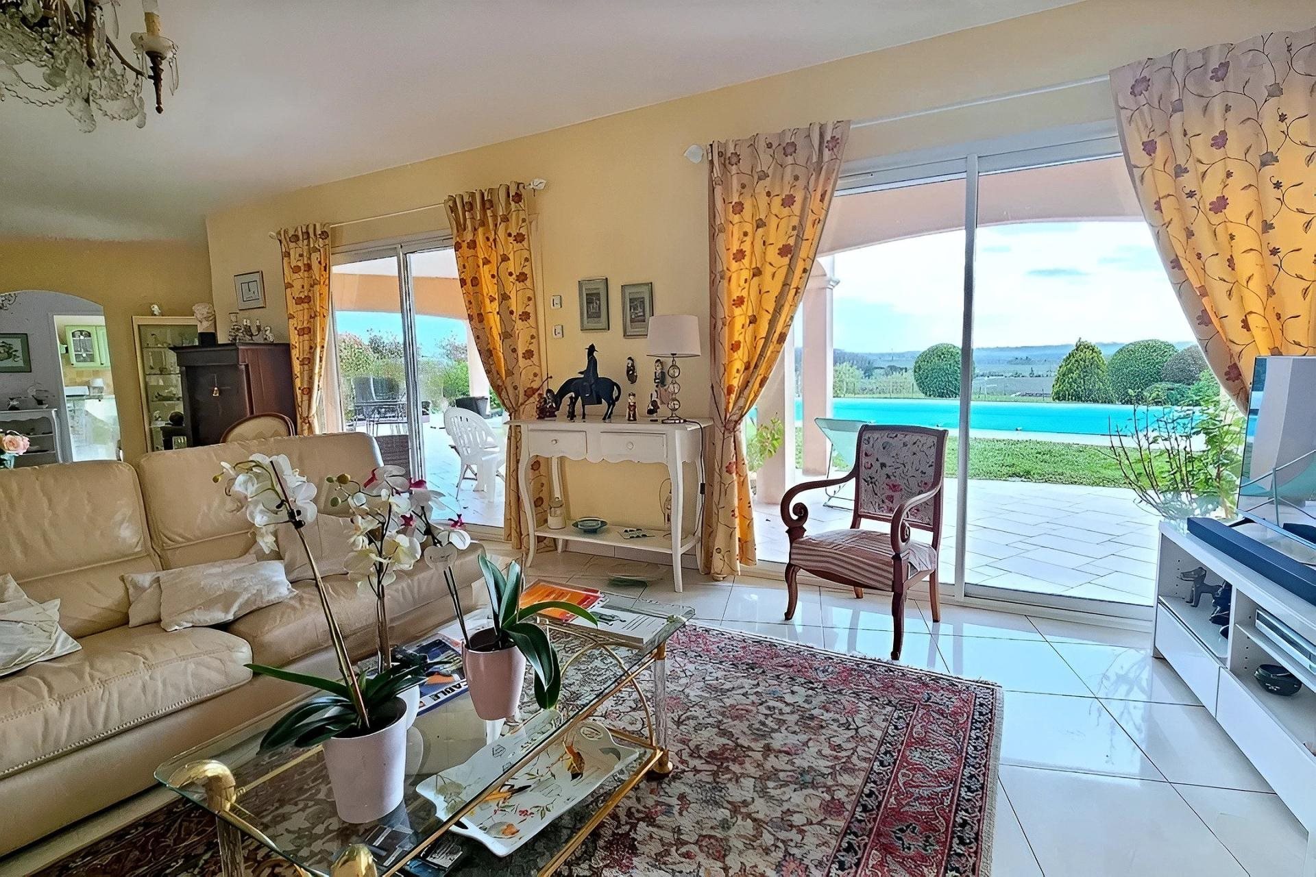 Maison à vendre, 147m², Pomport