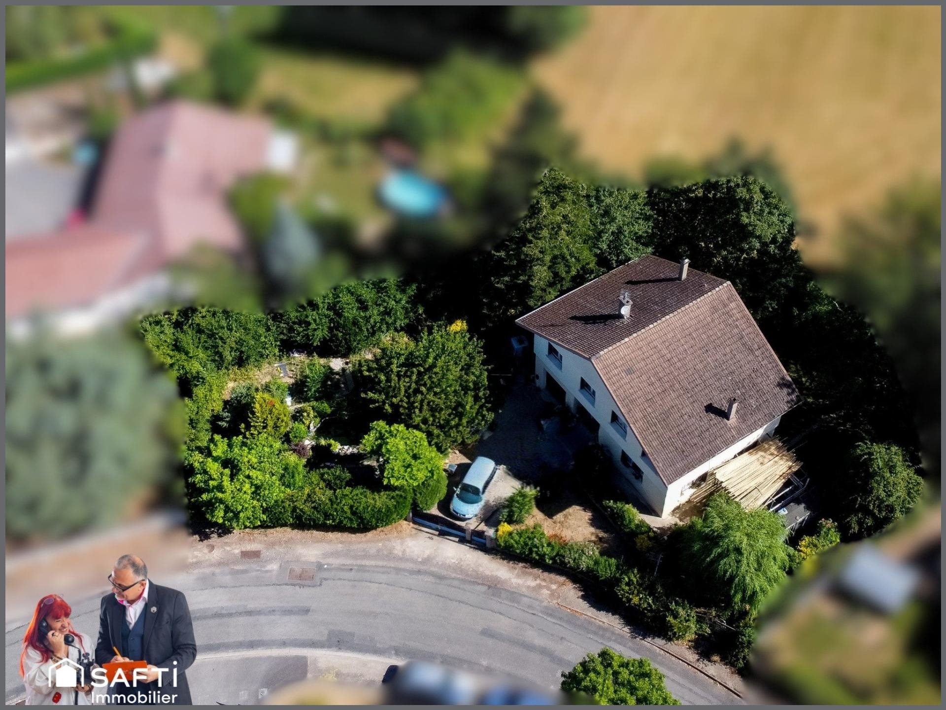 Maison à vendre, 155m², Mézériat