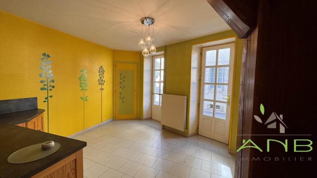 Maison à vendre, 180m², Exideuil-sur-Vienne
