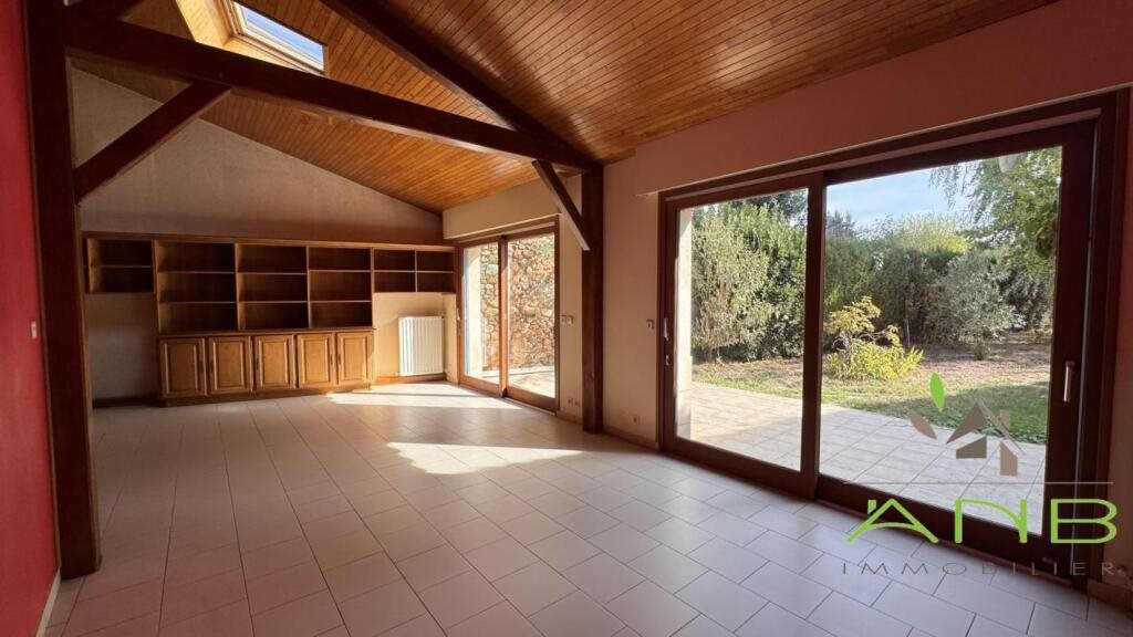 Maison à vendre, 180m², Exideuil-sur-Vienne