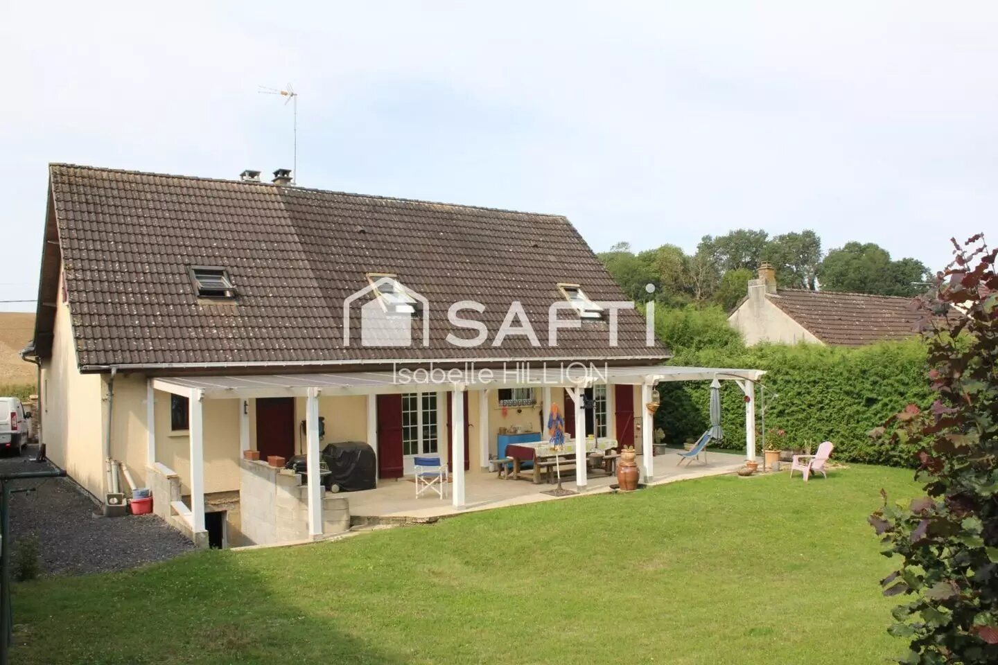 Maison à vendre, 135m², Noyers-Saint-Martin
