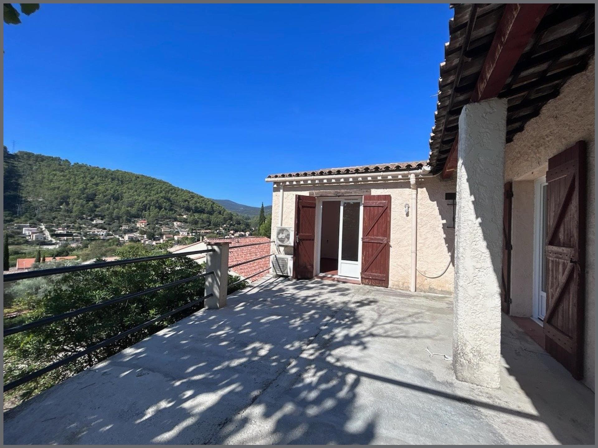 Maison à vendre, 115m², Solliès-Toucas