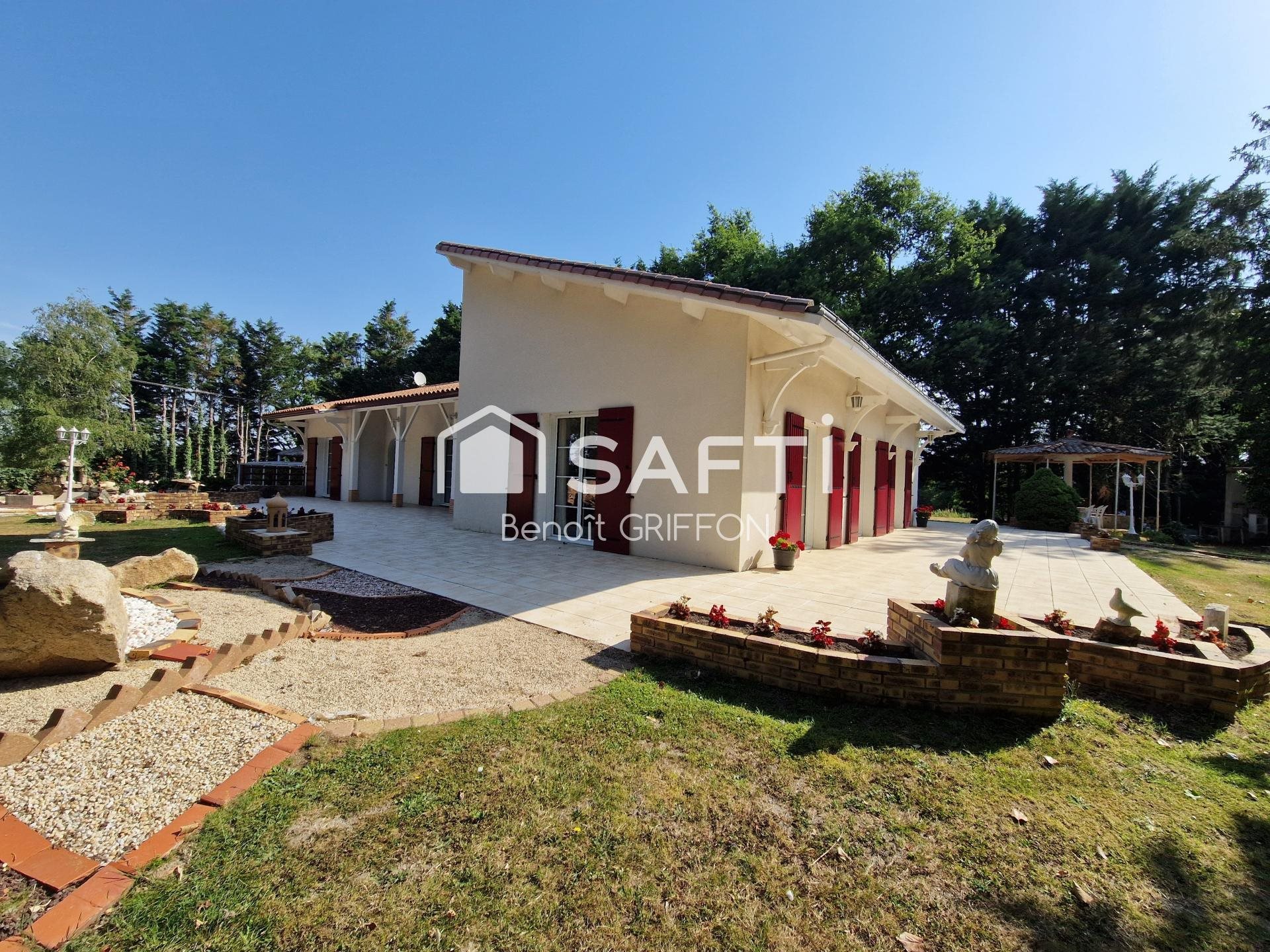 Maison à vendre, 192m², Saint-Martin-des-Tilleuls