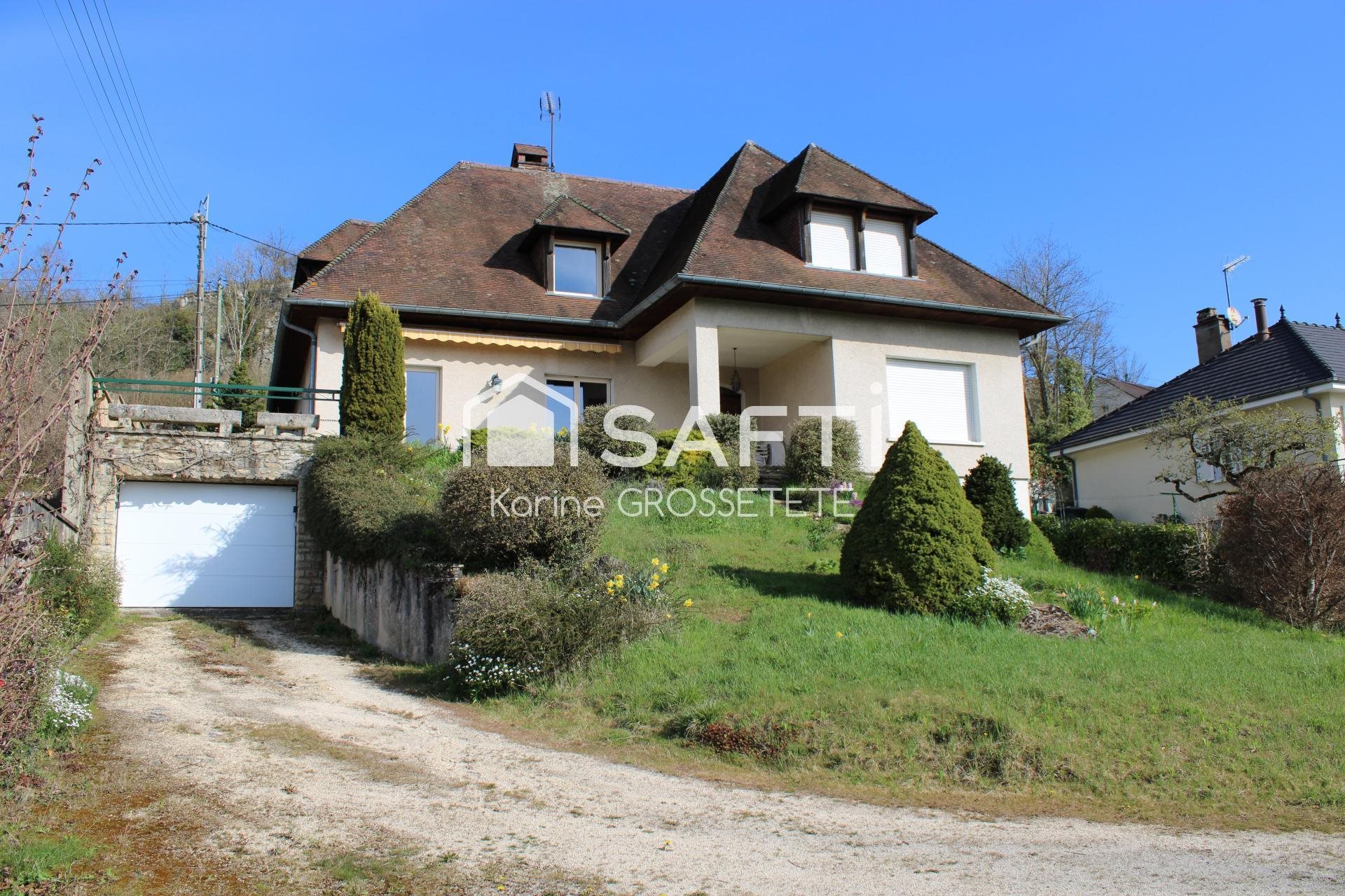 Maison à vendre, 228m², Montbard