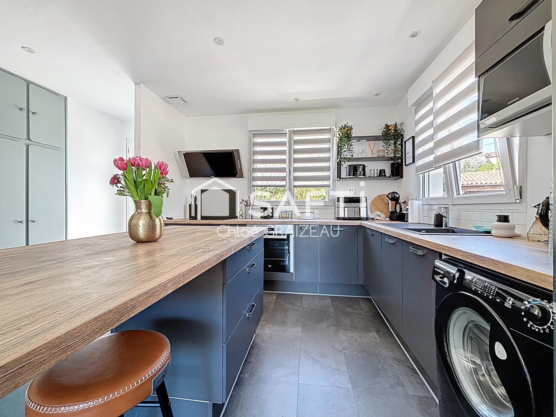 Maison à vendre, 121m², Bressuire