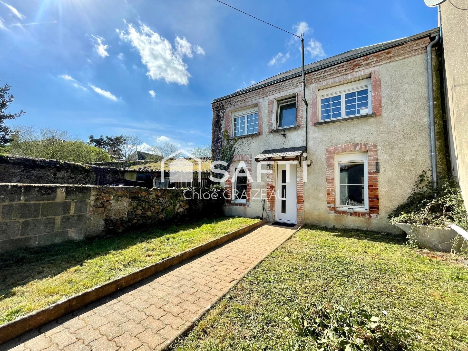Maison à louer, 97m², Coulonges-Thouarsais