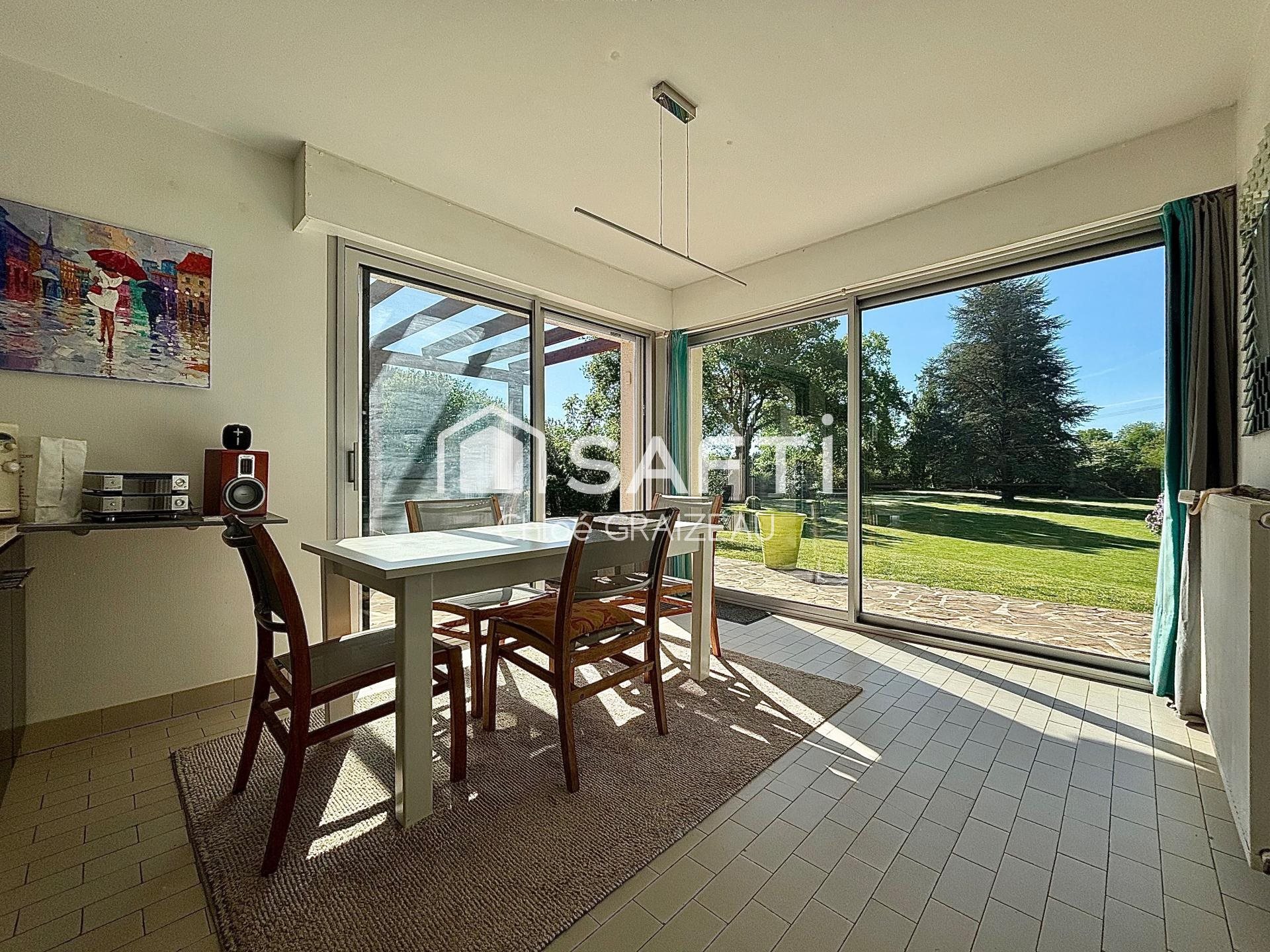 Maison à vendre, 120m², Bressuire