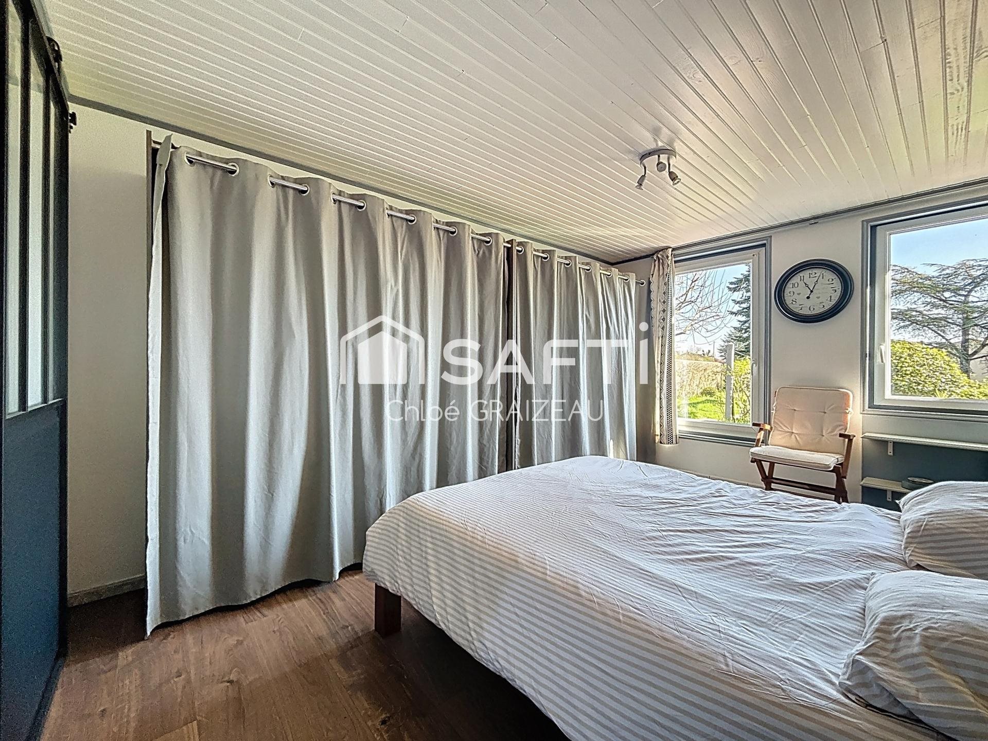 Maison à vendre, 217m², La Chapelle-Saint-Laurent