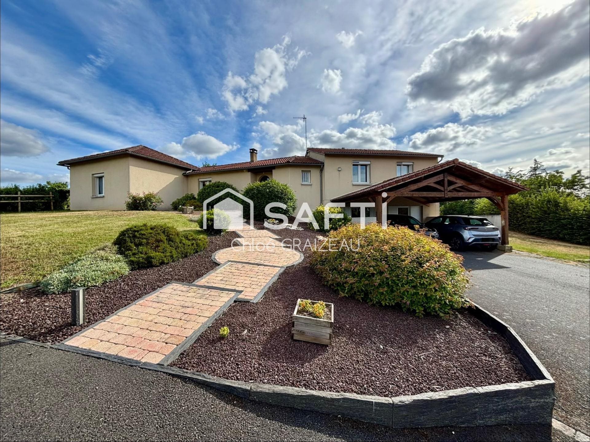 Maison à vendre, 135m², Bressuire