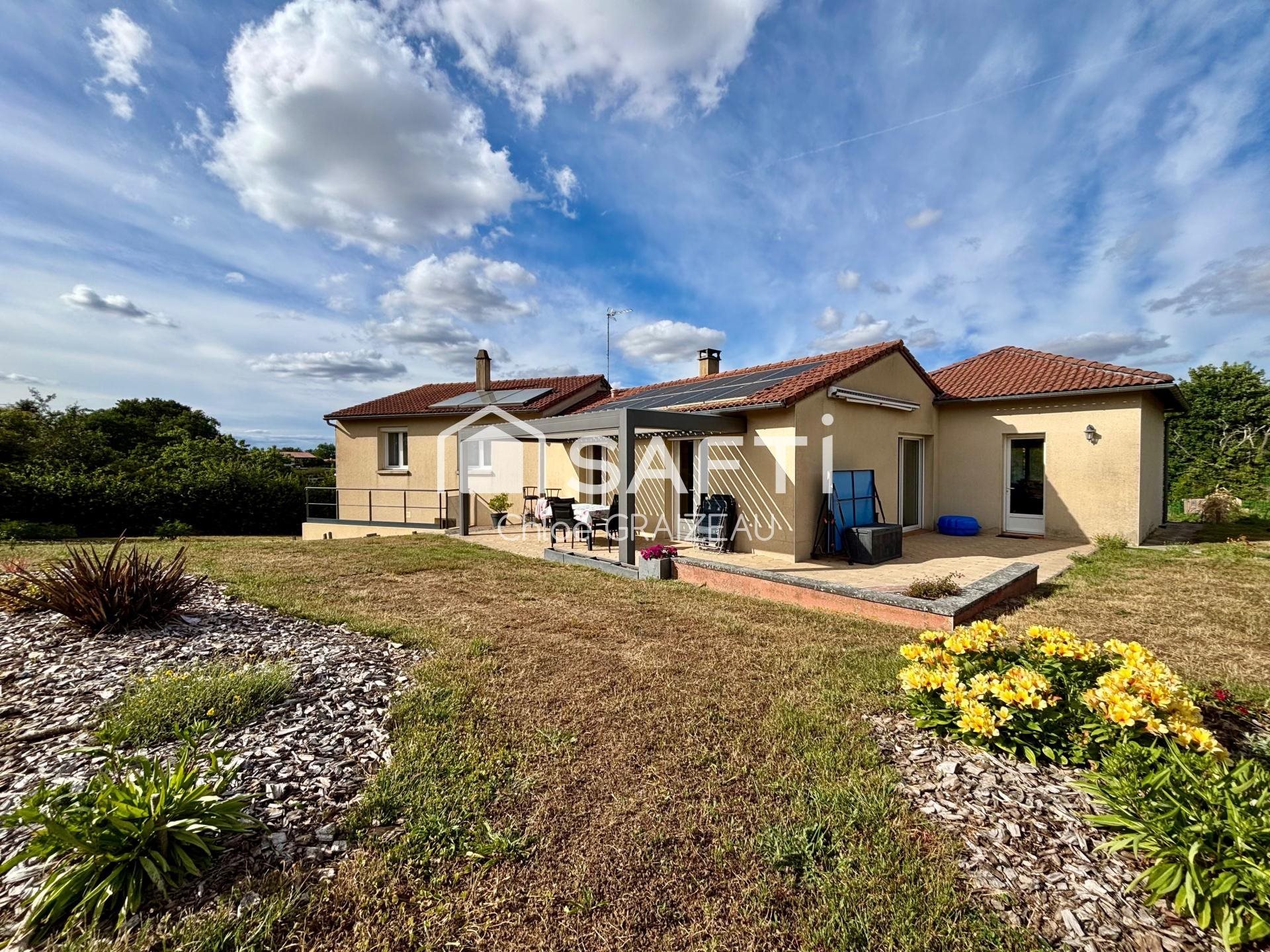 Maison à vendre, 135m², Bressuire