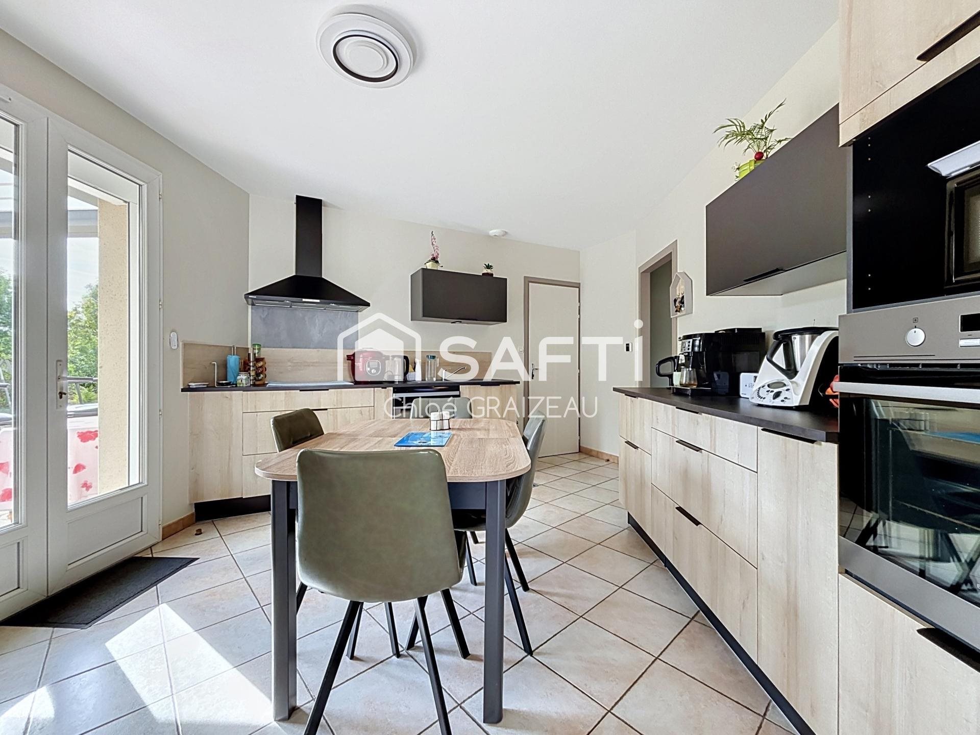 Maison à vendre, 135m², Bressuire