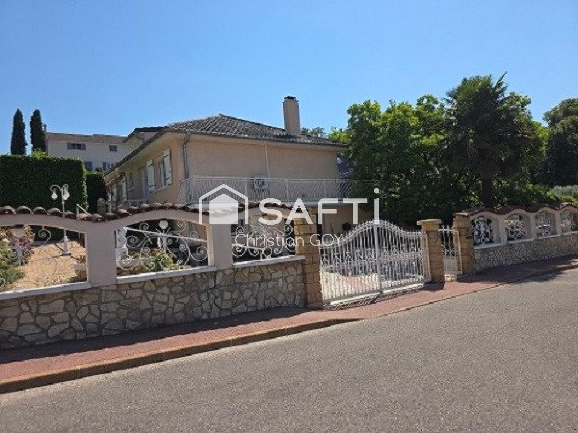 Maison à vendre, 135m², Saint-Bonnet-de-Mure