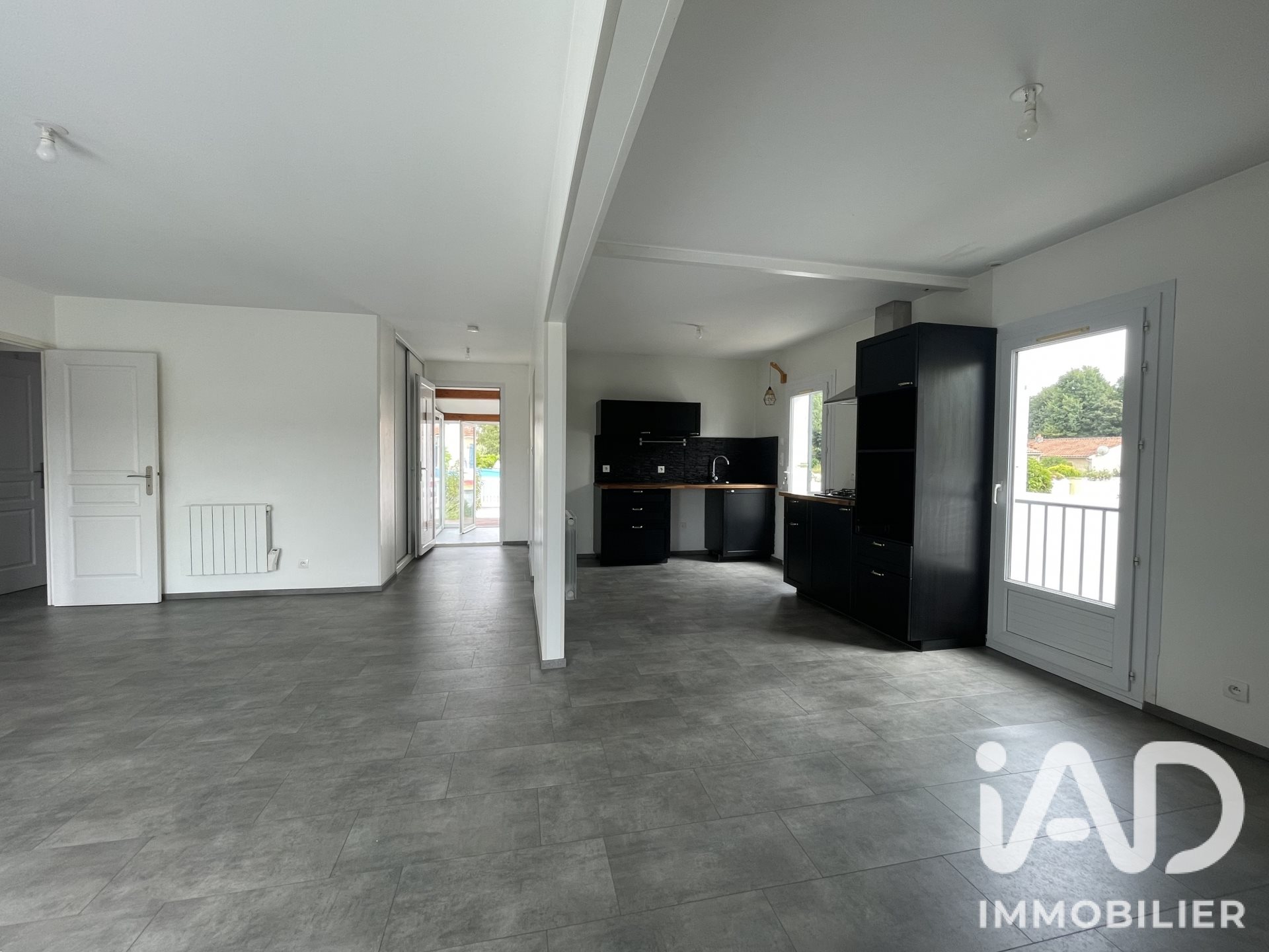 Maison à vendre, 79m², Trizay