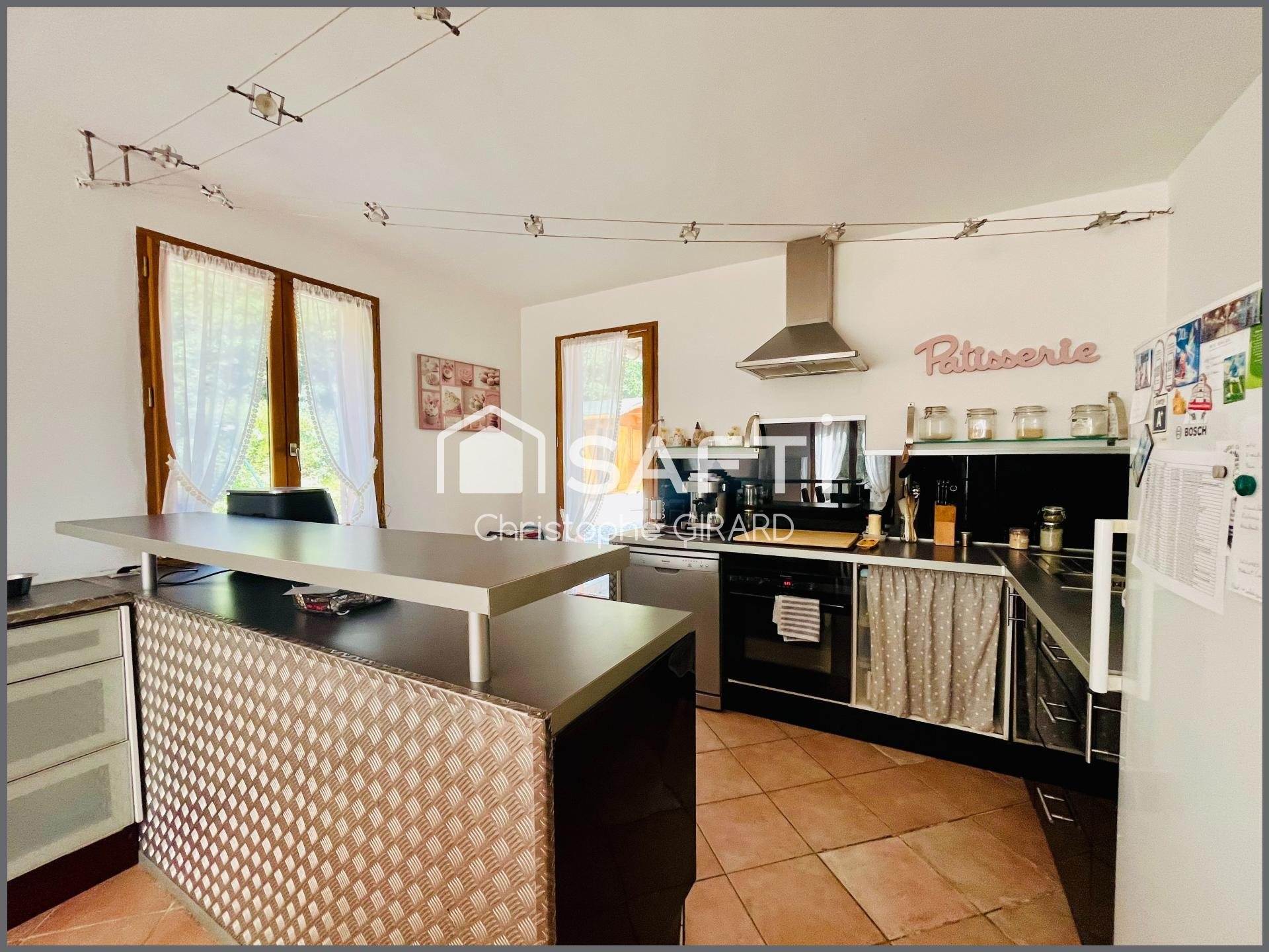Maison à vendre, 173m², La Bastide-des-Jourdans