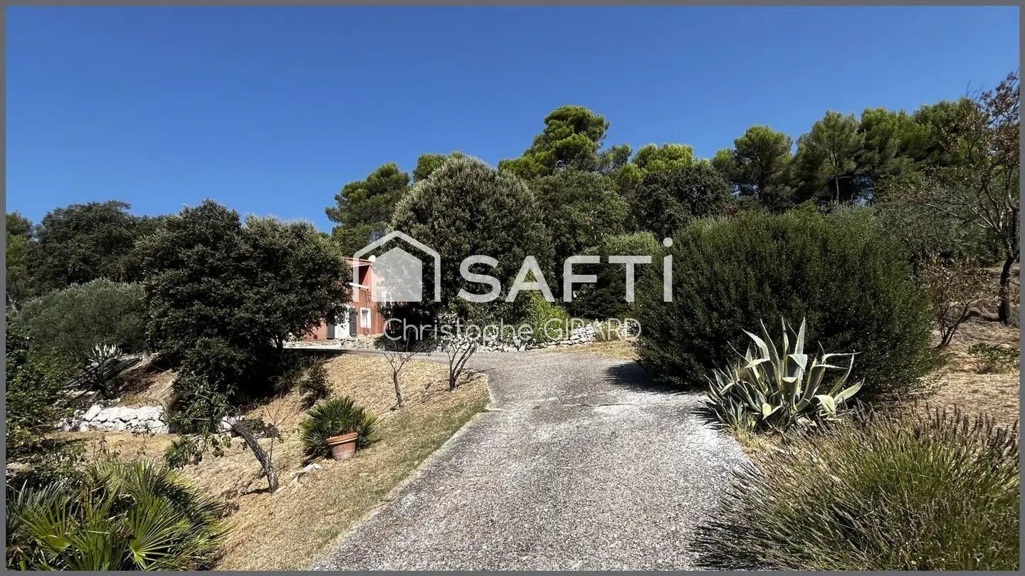 Maison à vendre, 131m², La Bastide-des-Jourdans