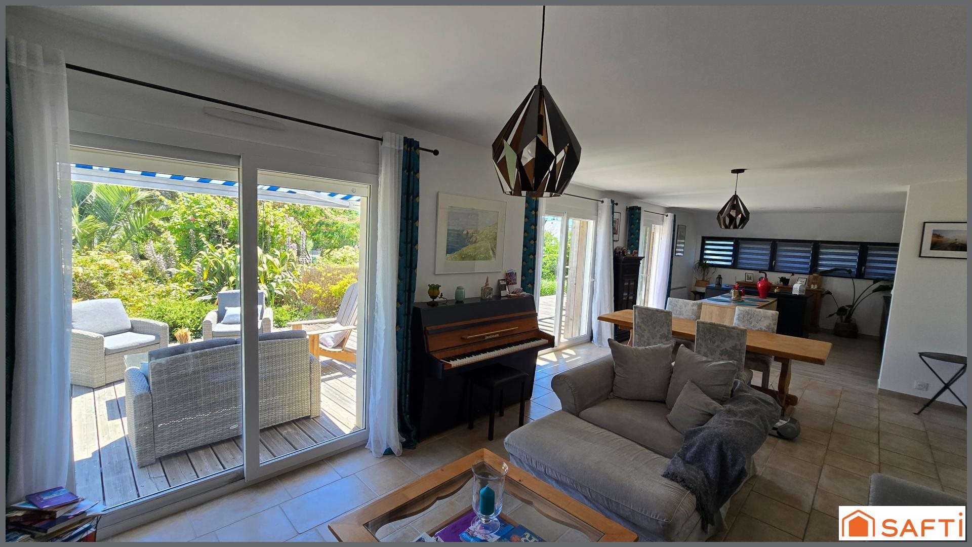 Maison à vendre, 127m², Lanvéoc