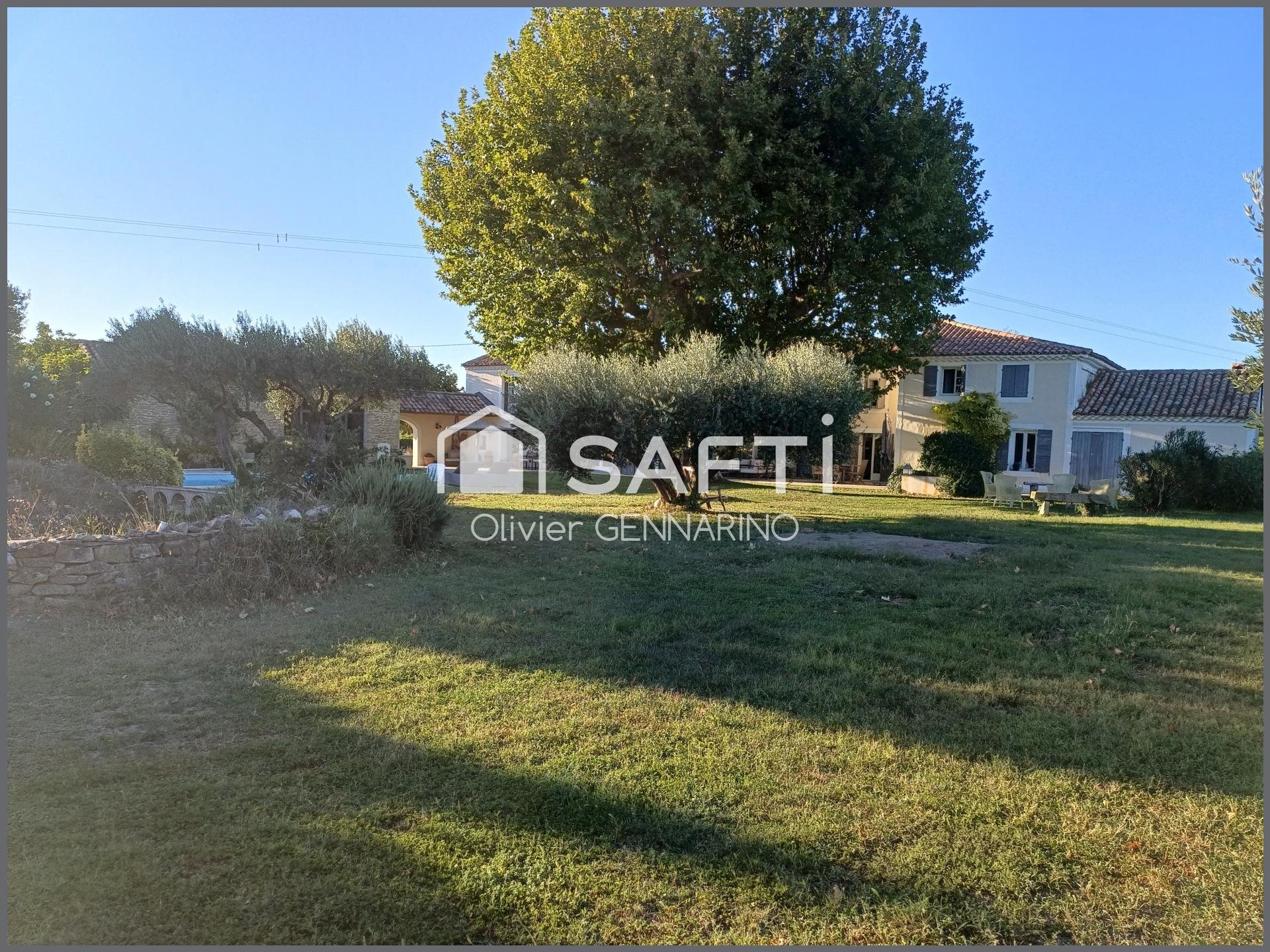 Maison à vendre, 300m², Carpentras