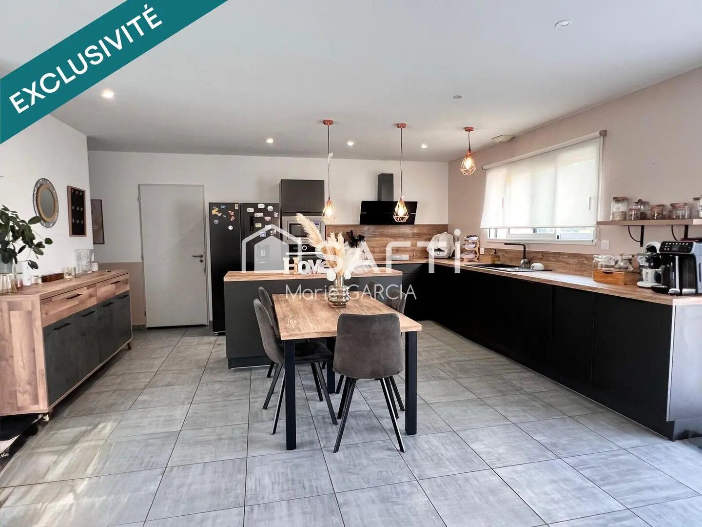Maison à vendre, 130m², Bessens