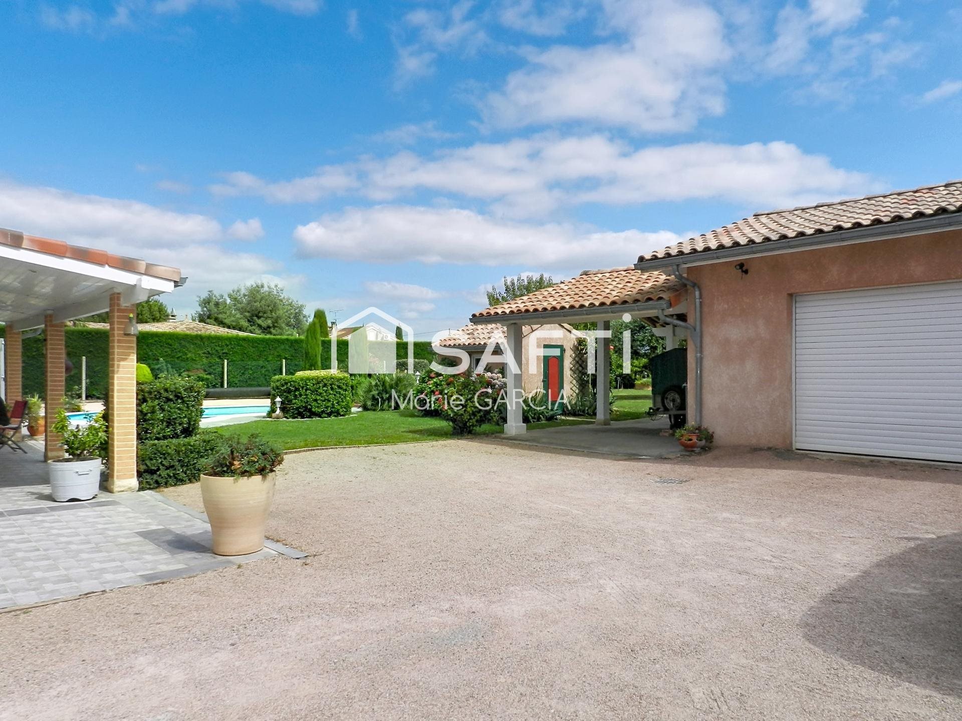 Maison à vendre, 126m², Monbéqui