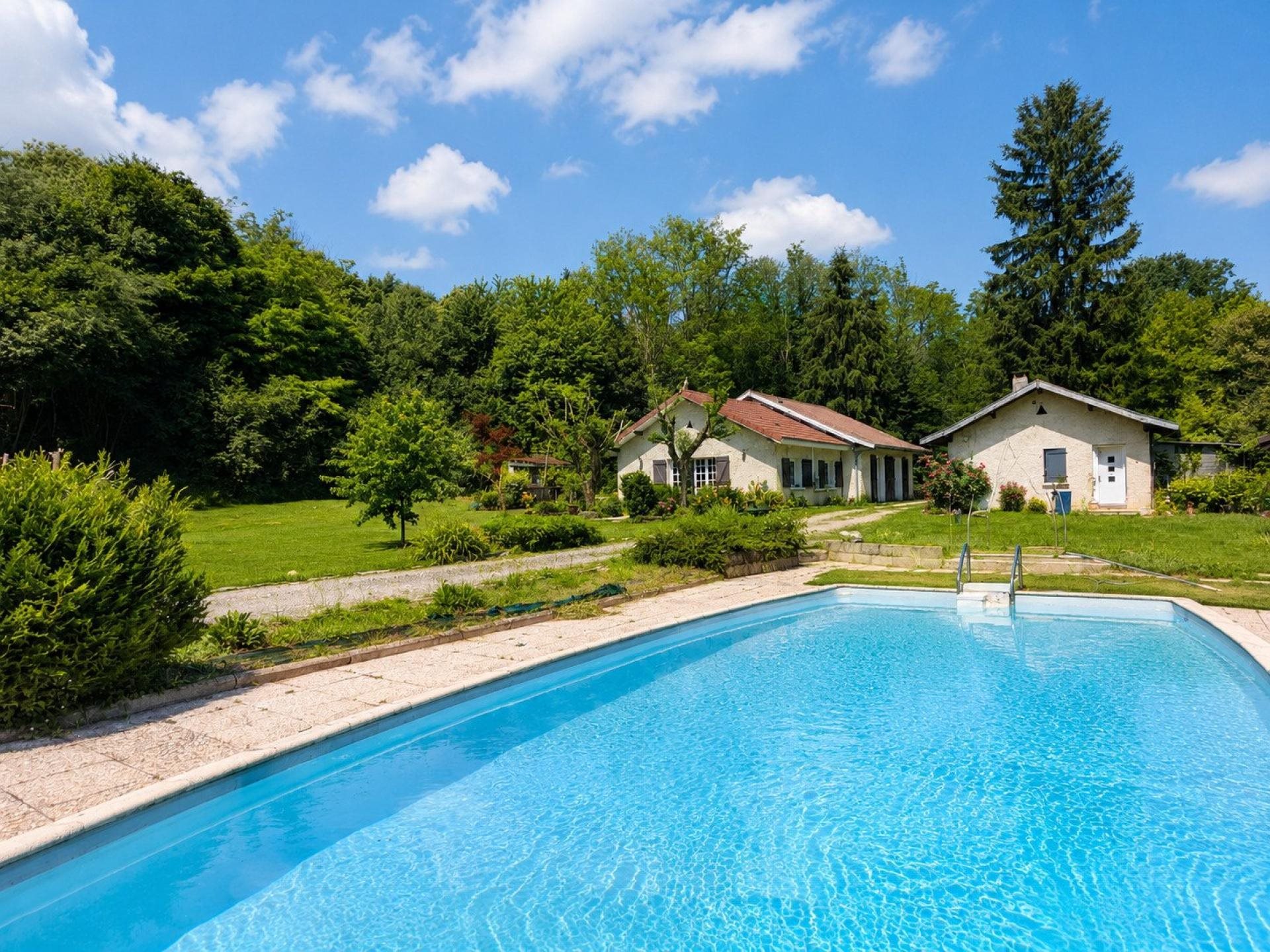 Maison à vendre, 154m², Morestel