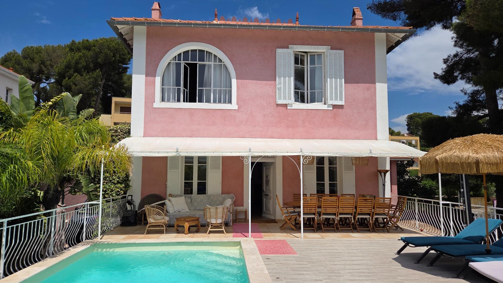 Maison à vendre, 246m², Sanary-sur-Mer