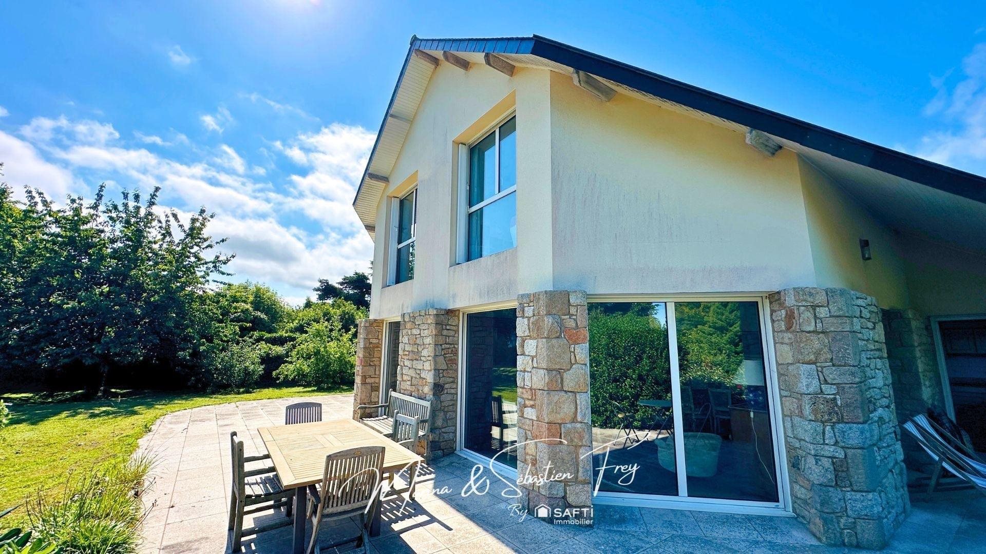 Maison à vendre, 180m², Trévou-Tréguignec