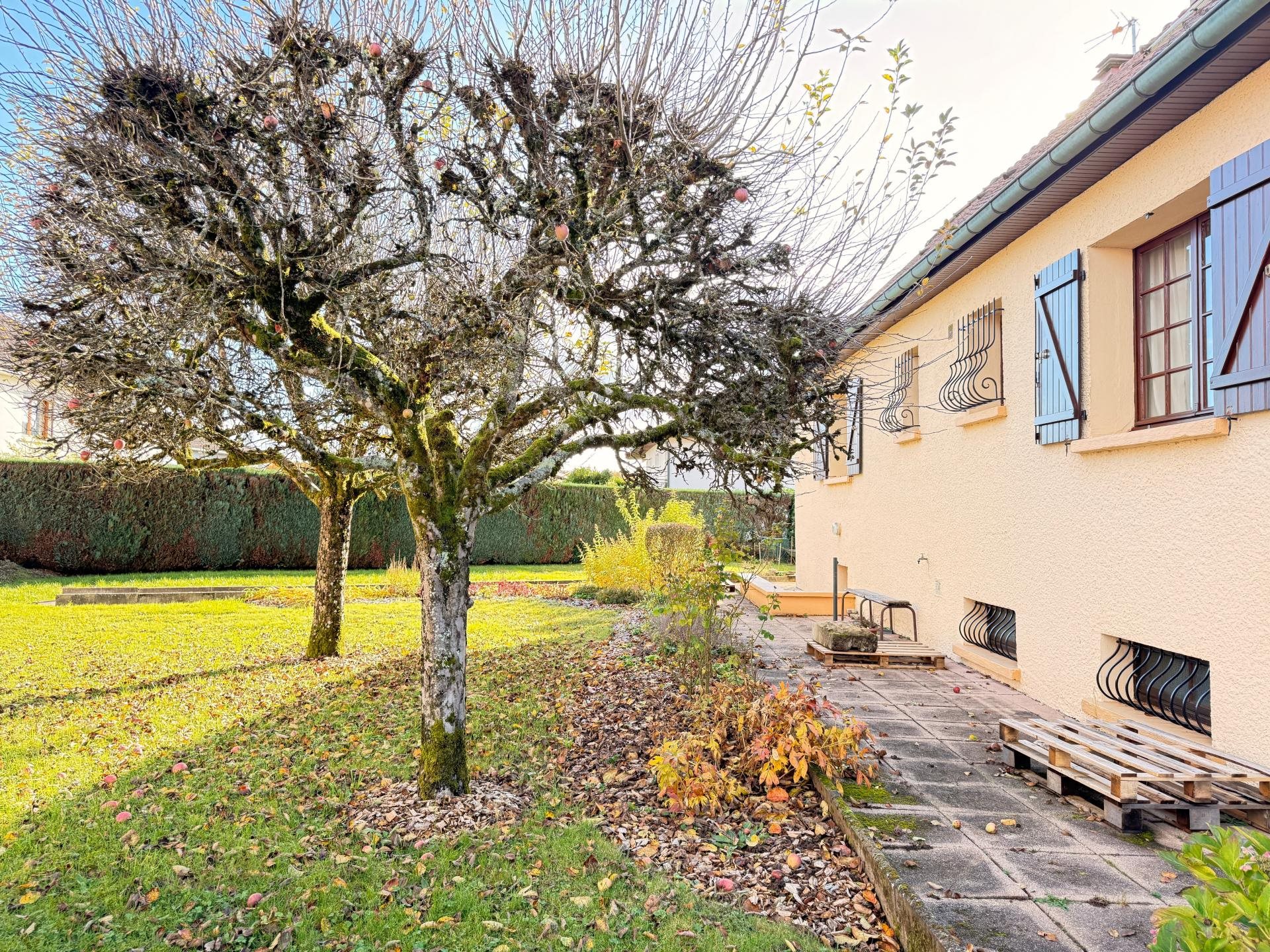 Maison à vendre, 150m², Luxeuil-les-Bains