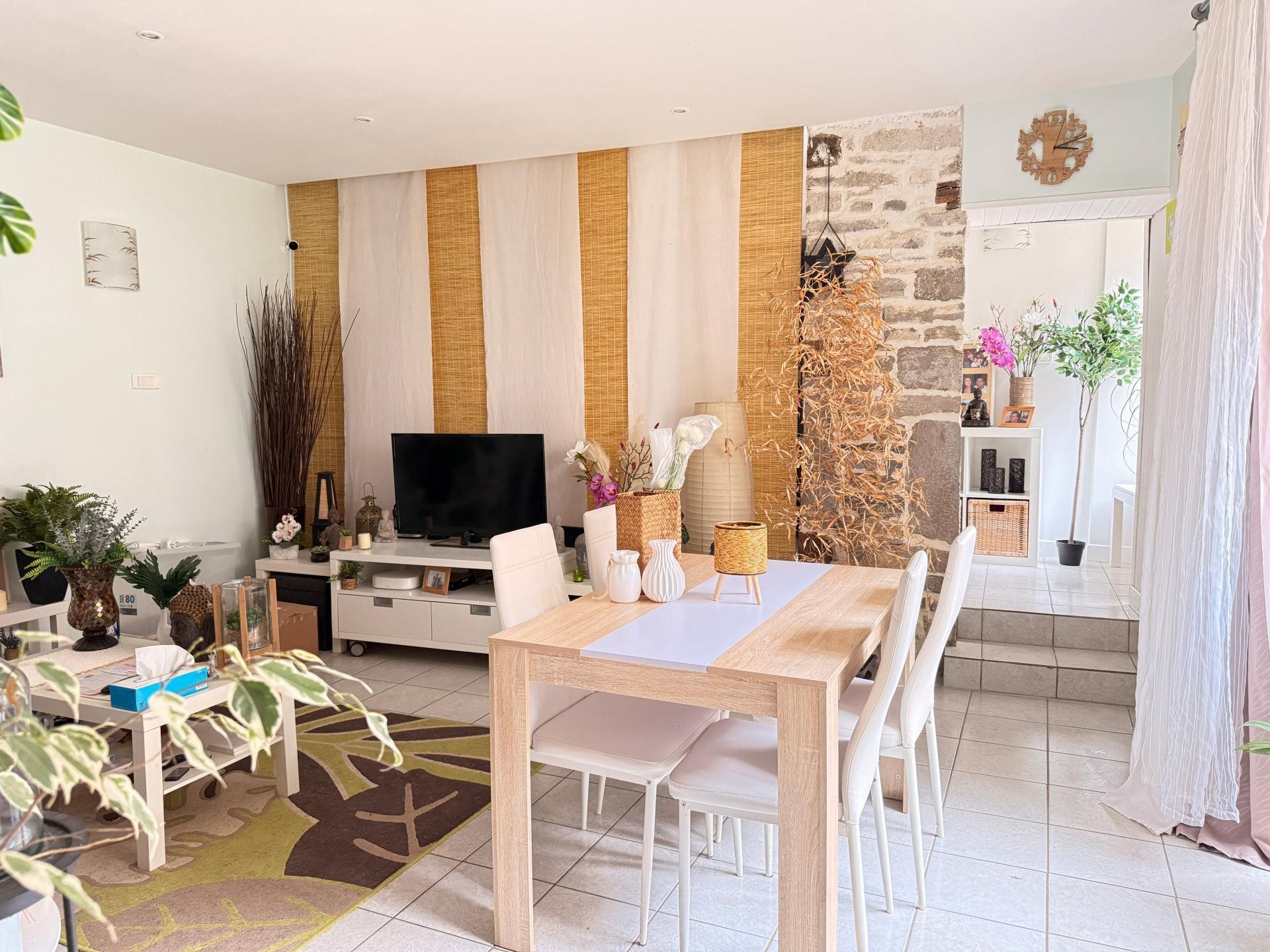 Maison à vendre, 85m², Montbozon