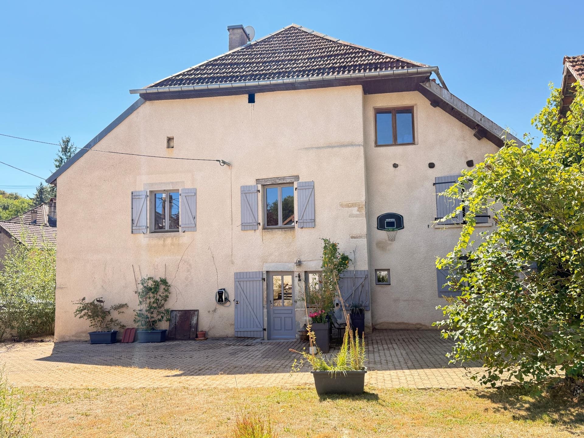 Maison à vendre, 224m², Rioz